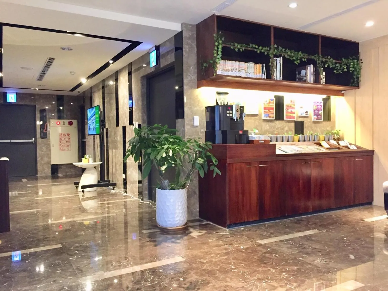 Lobby or reception in Fengjia Hotel Bell