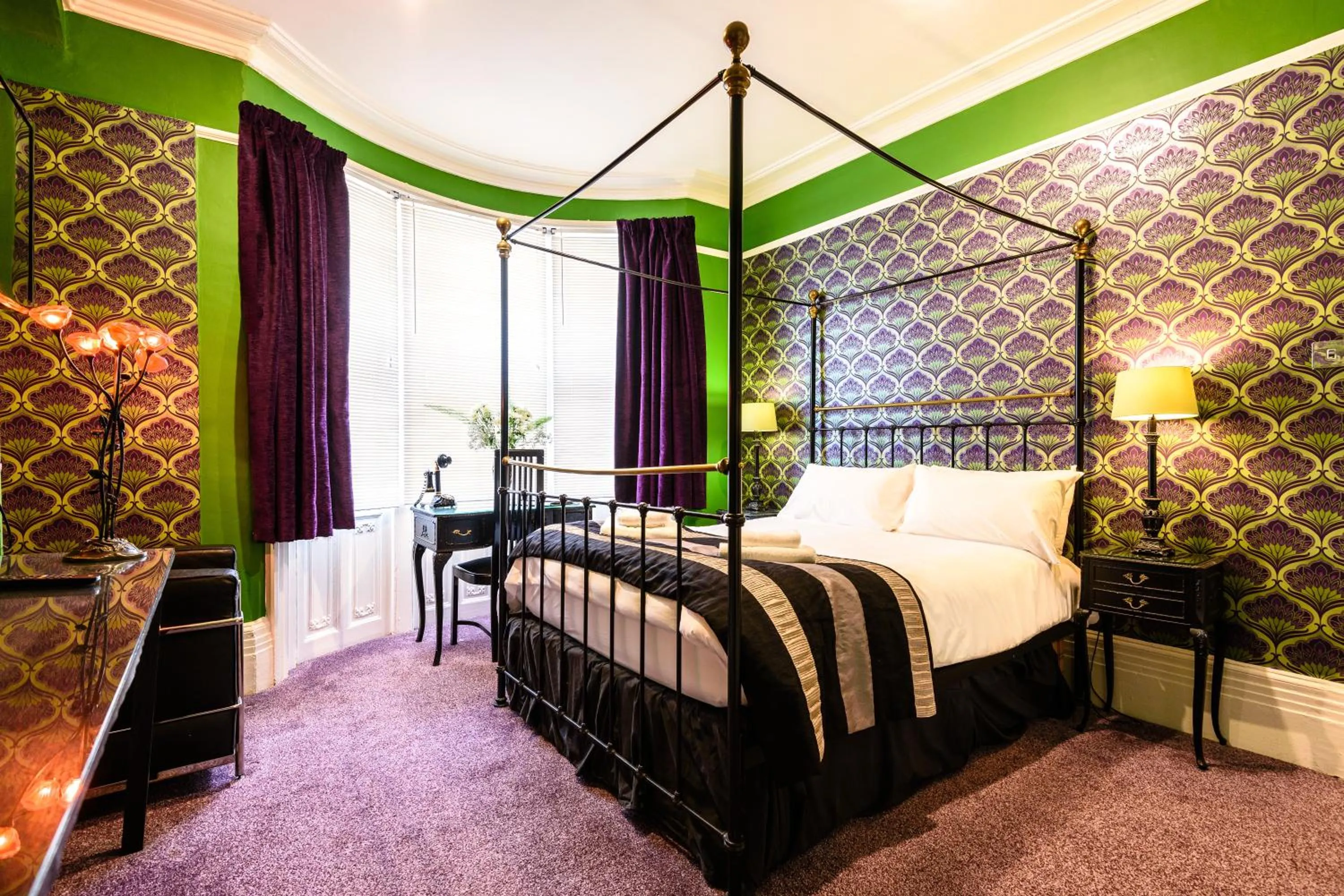 Bed in Paskins Town House