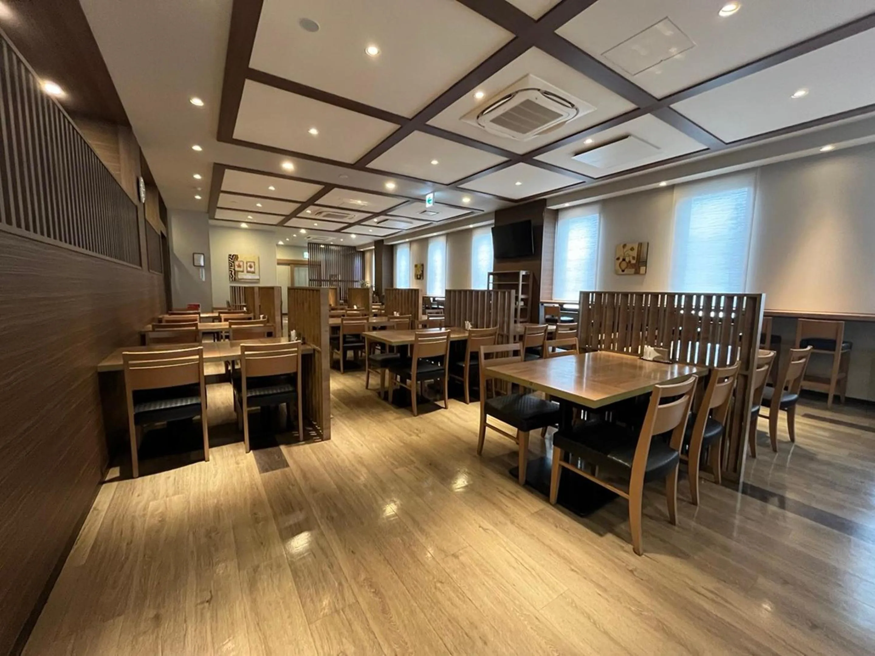 Restaurant/places to eat in Hotel Route-Inn Takefu Inter