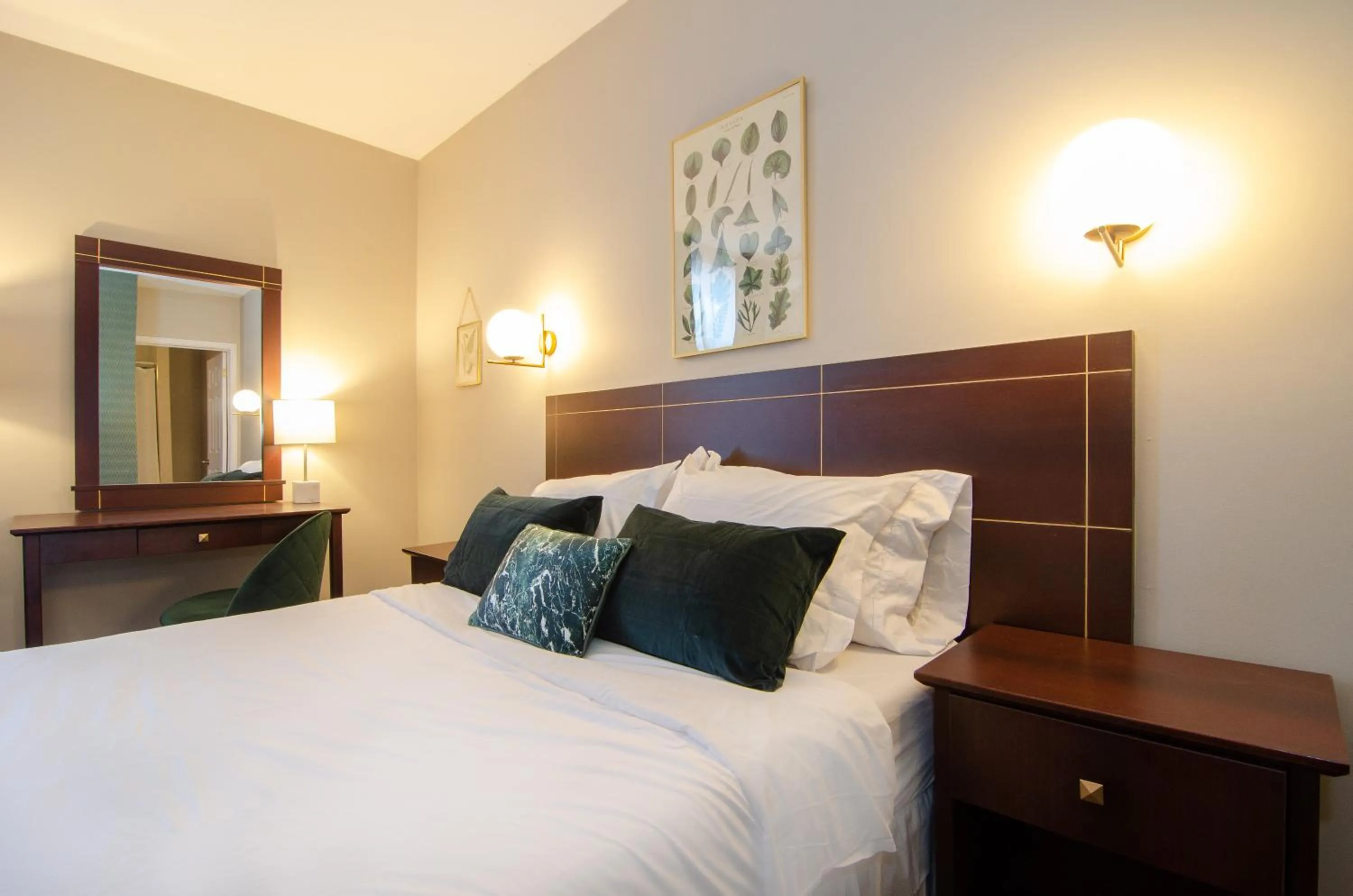 Bed in Maison Cartier Montreal