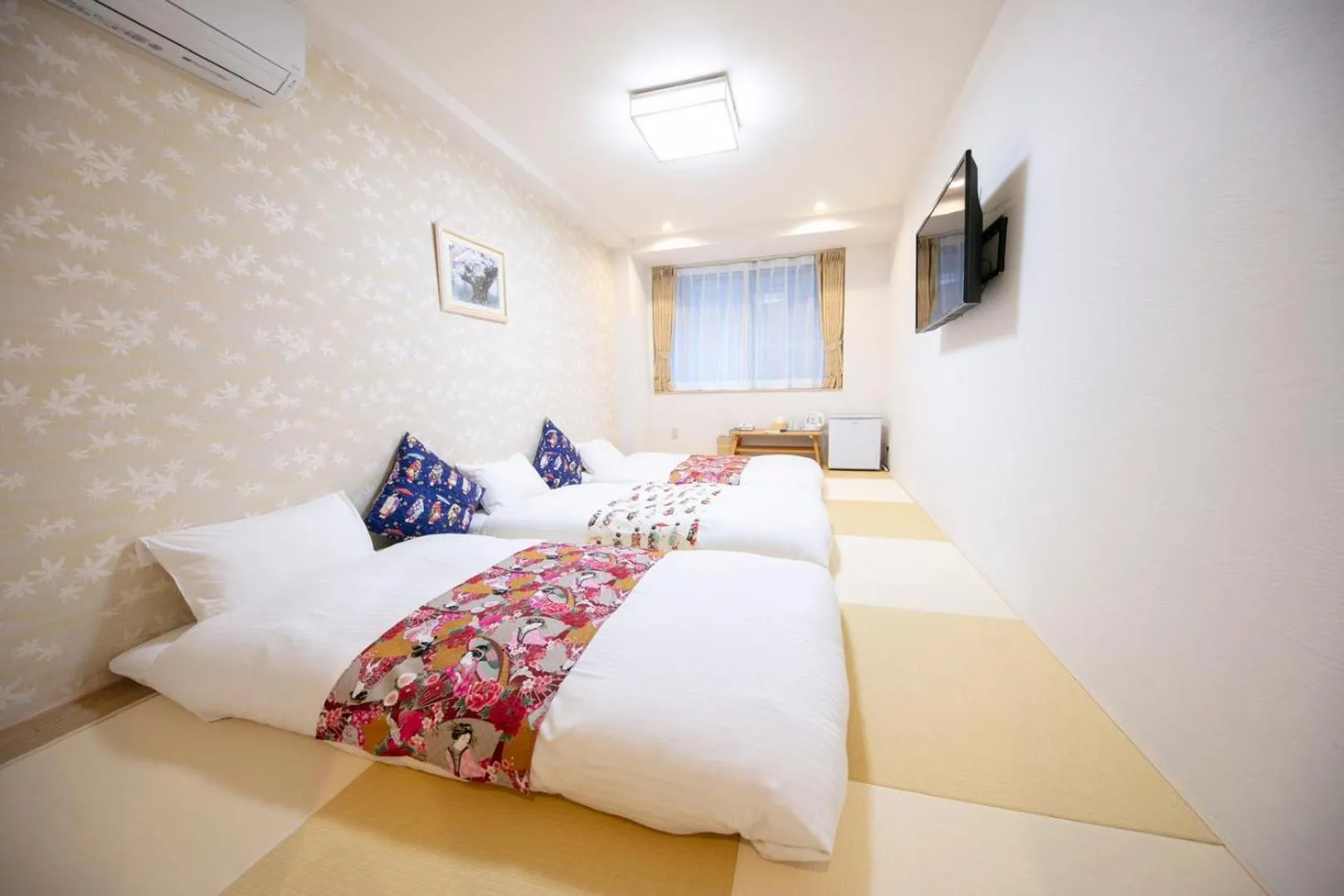 Bedroom, Bed in Dotonbori Shinsaibashi Hotel