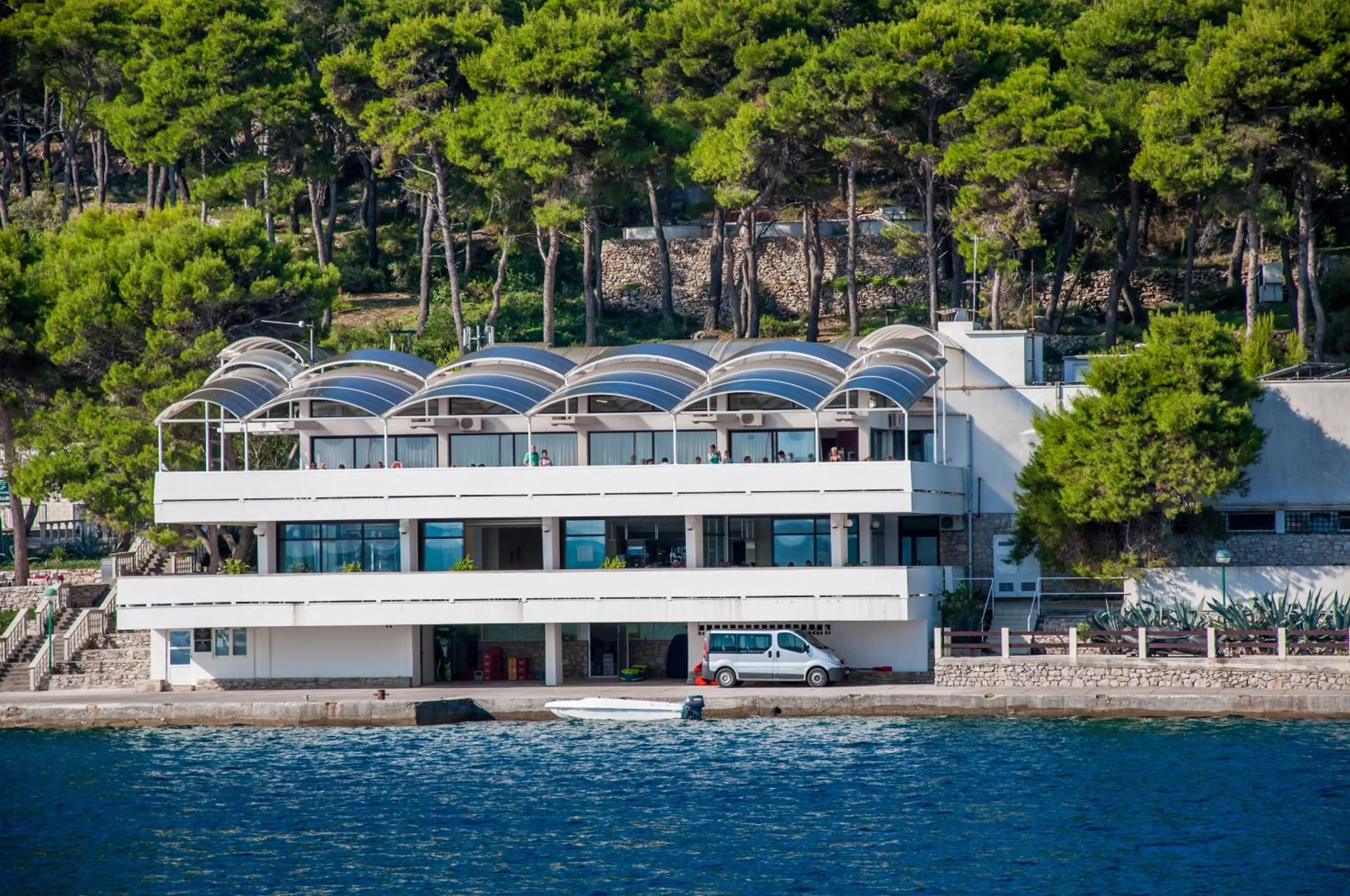 Restaurant/places to eat in Hotel Agava