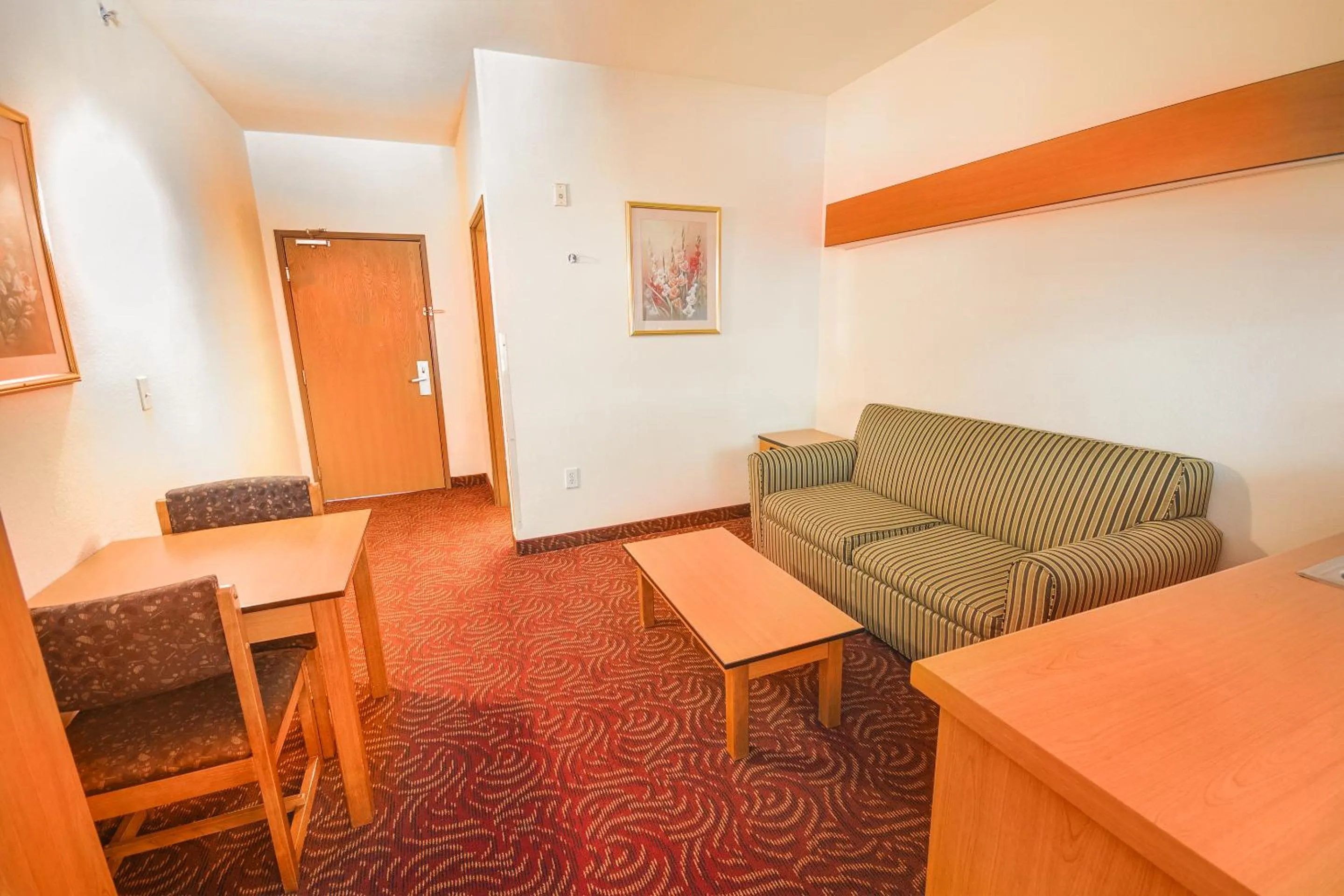 Area and facilities in Econo Lodge Inn & Suites Mesquite - Dallas East
