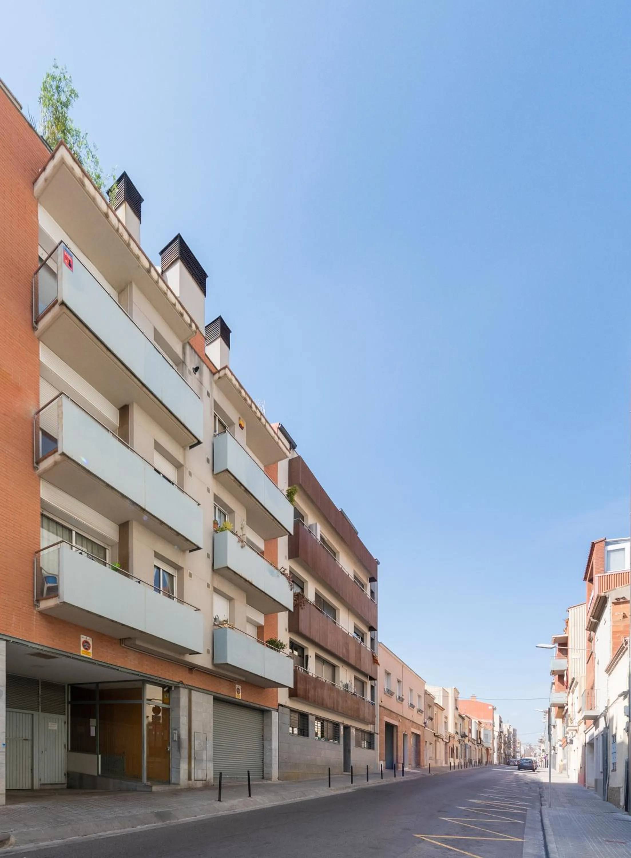 Facade/entrance in Petit Luxe Ègara