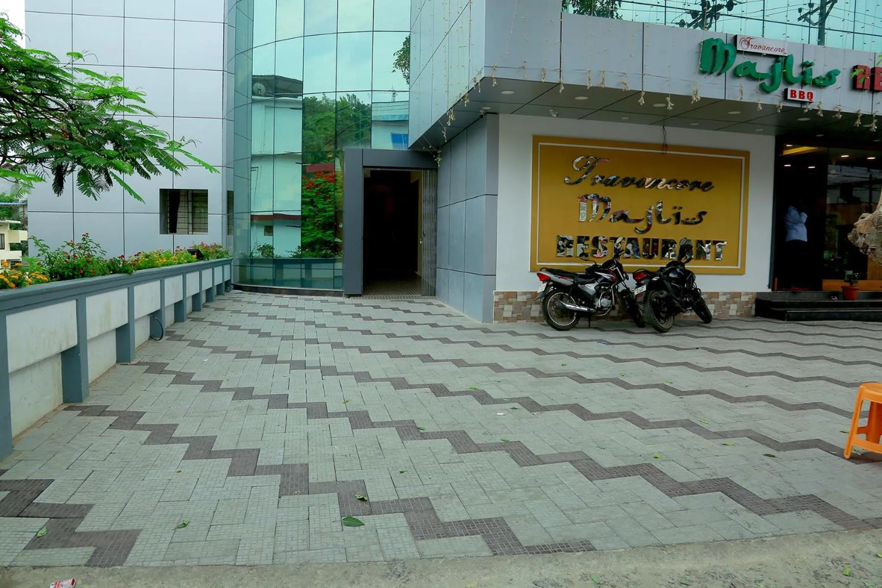 Property building in Woodside residency