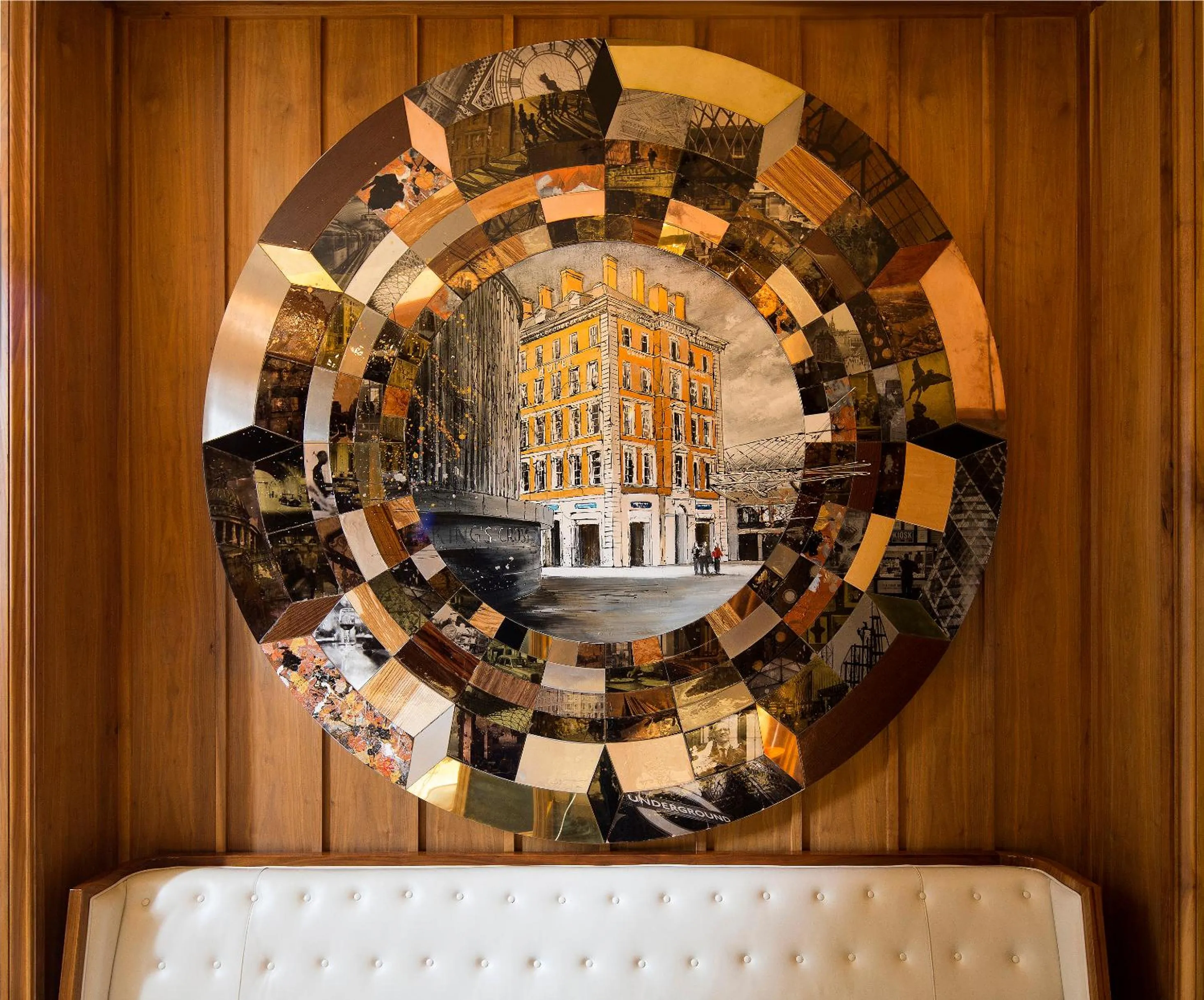 Lobby or reception in Kaya Great Northern Hotel, London