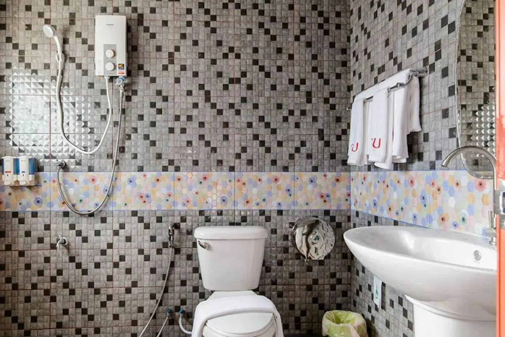 Bathroom in 2U Hotel Hatyai