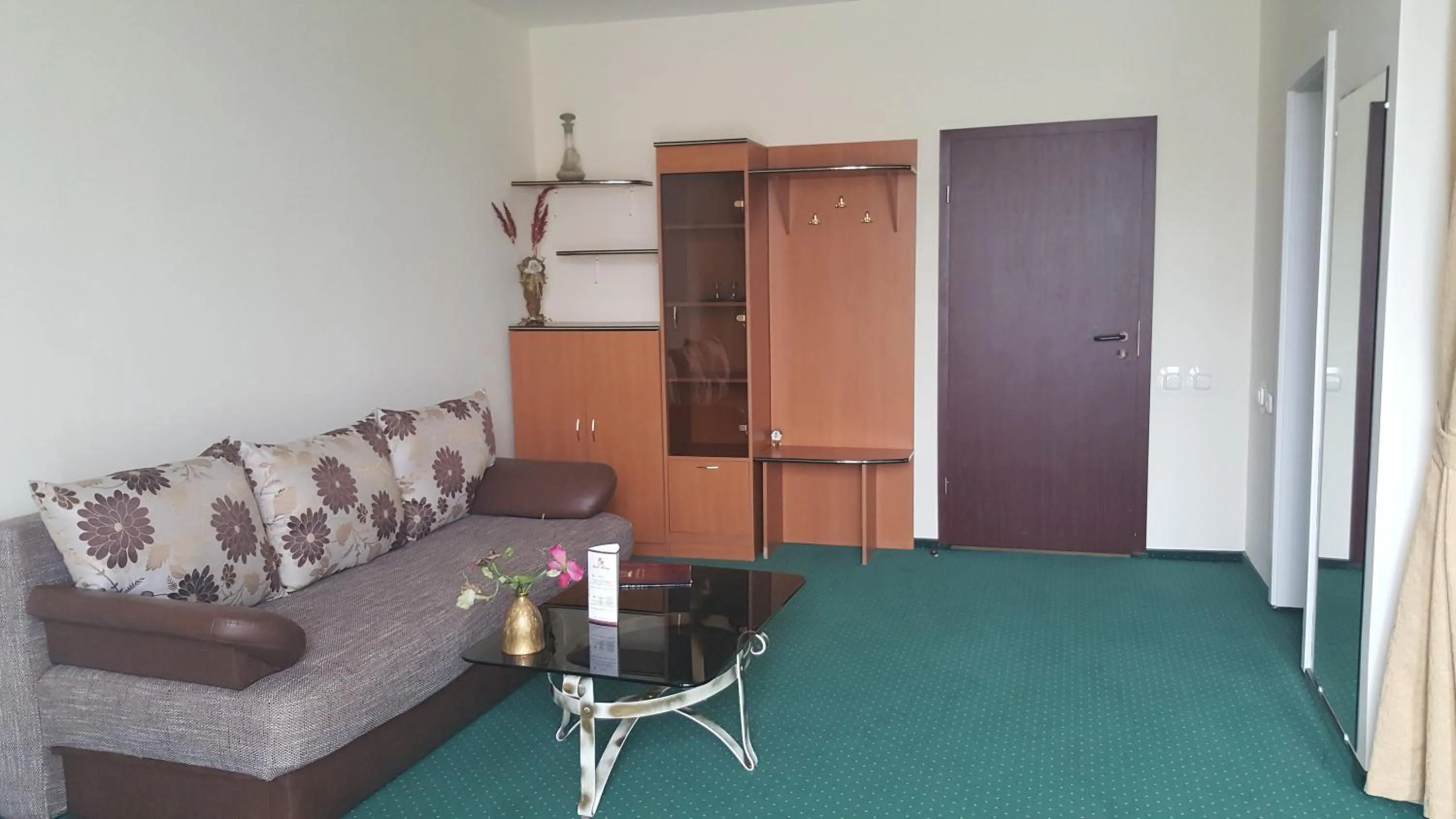 Suite in Melody Rooms