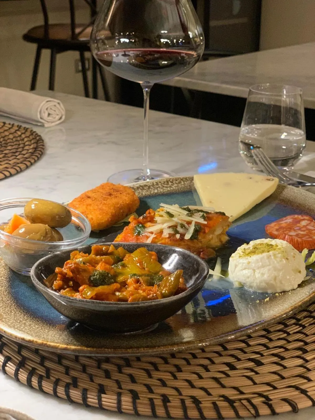 Restaurant/places to eat in Villa Felicia