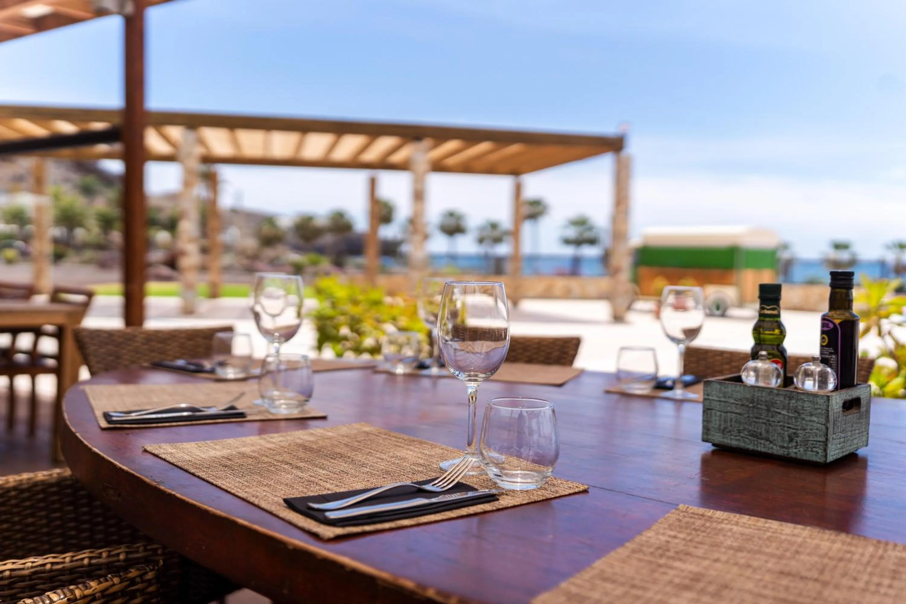 Restaurant/places to eat in Playitas Aparthotel - Sports Resort