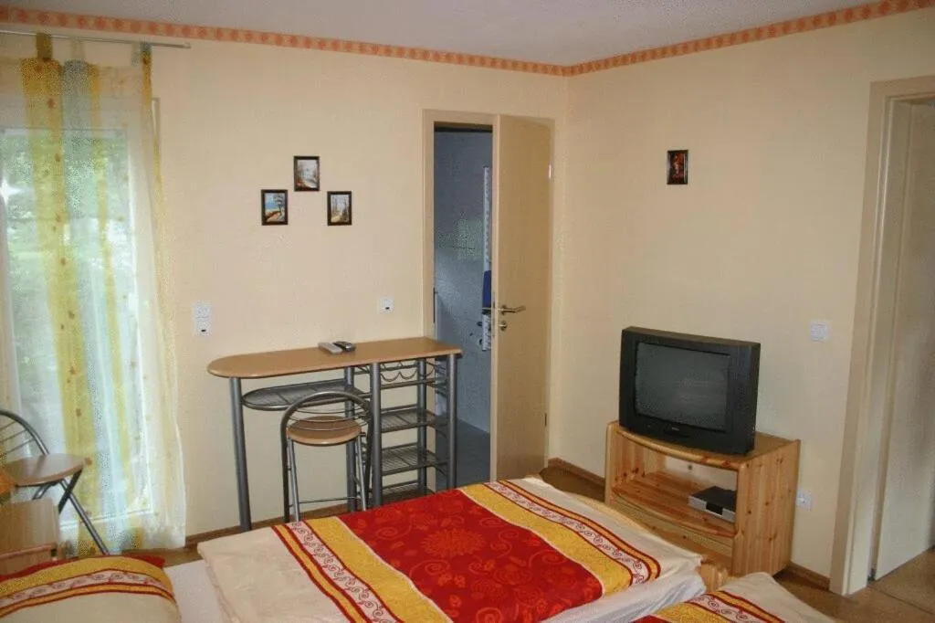 Bedroom, Bed in Gasthof Zum Stausee