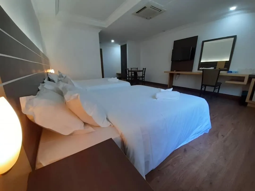 Photo of the whole room, Bed in Sara Hotel