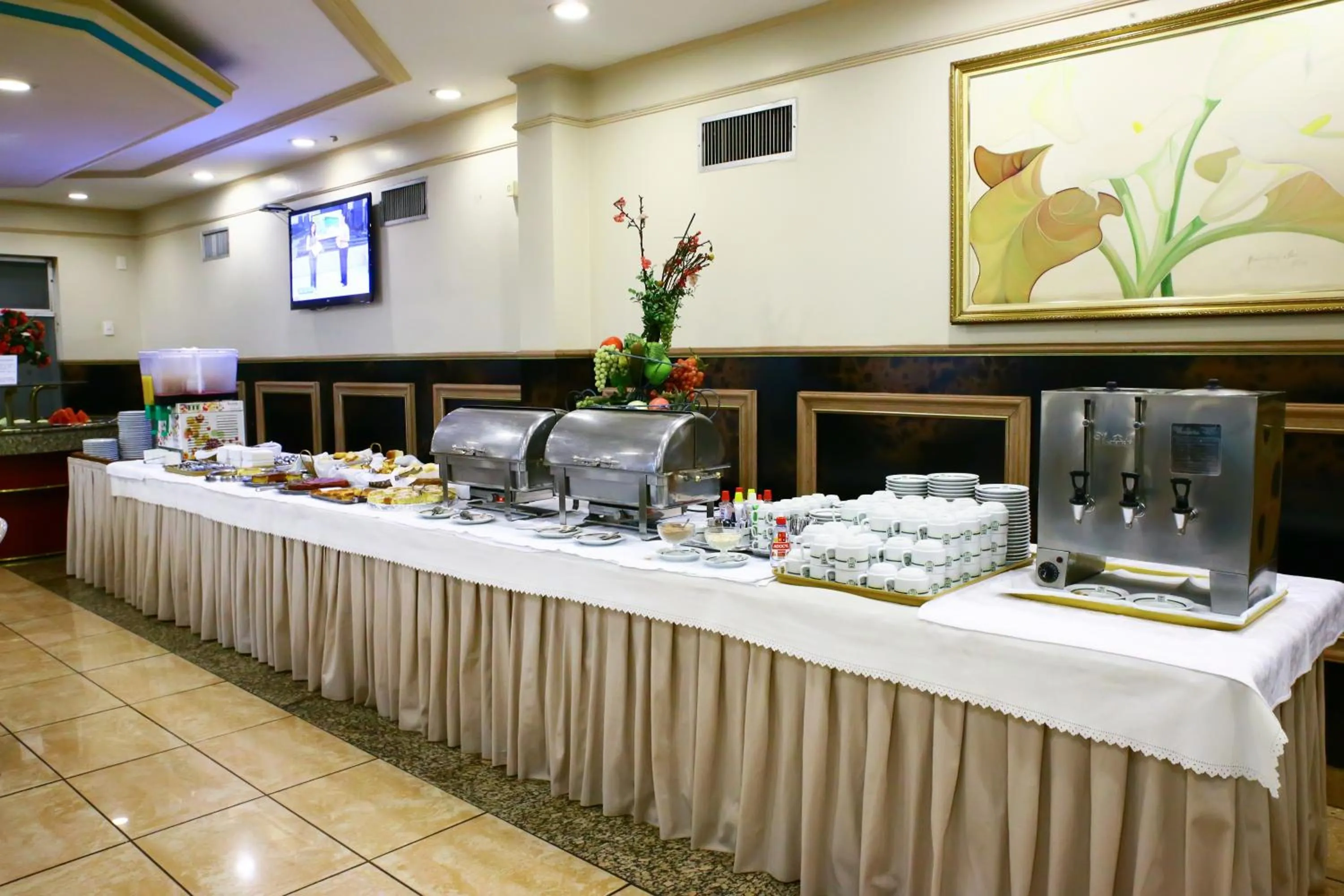 Food in Prince Hotel