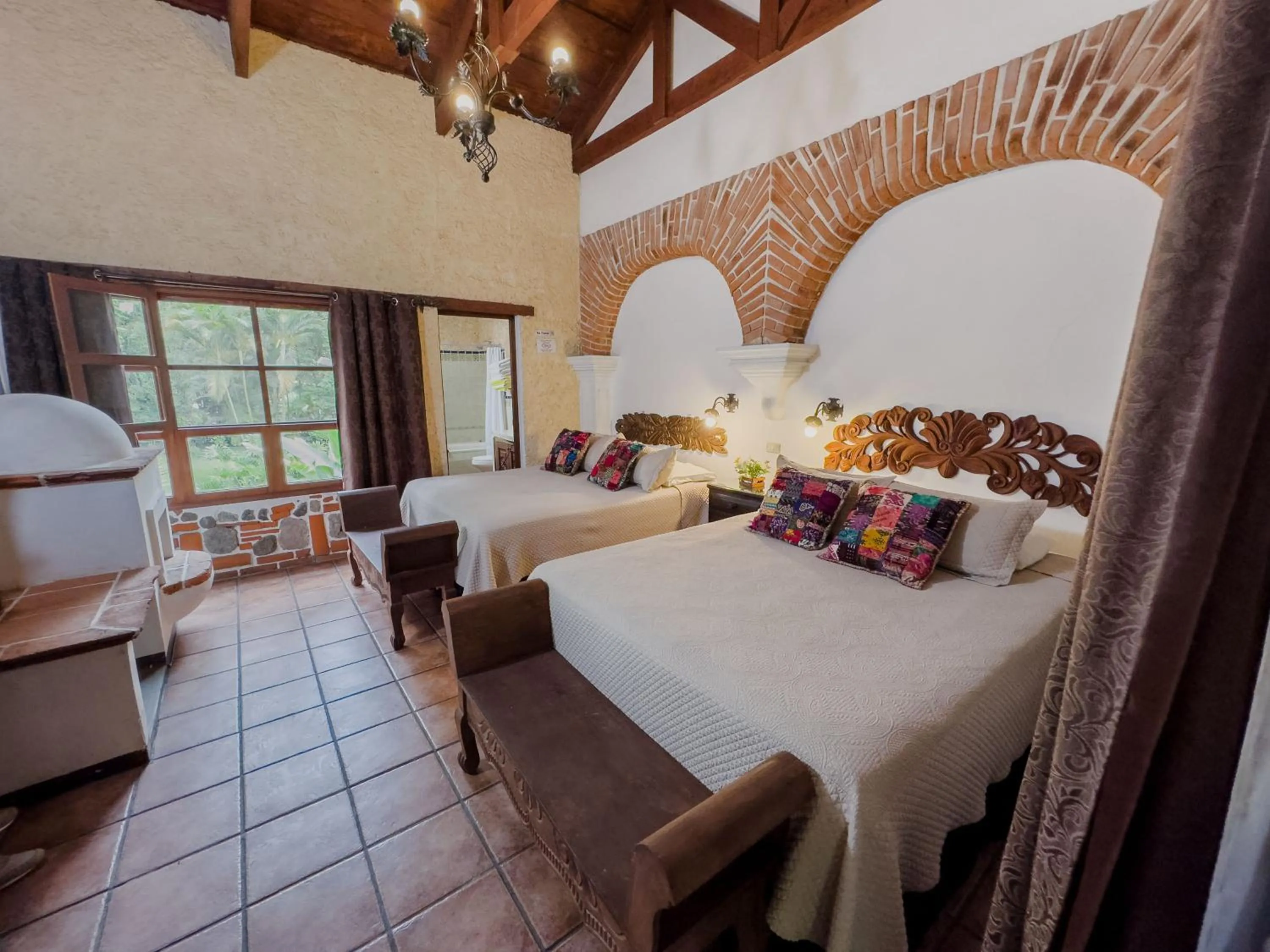 Bed in Hotel Real Plaza