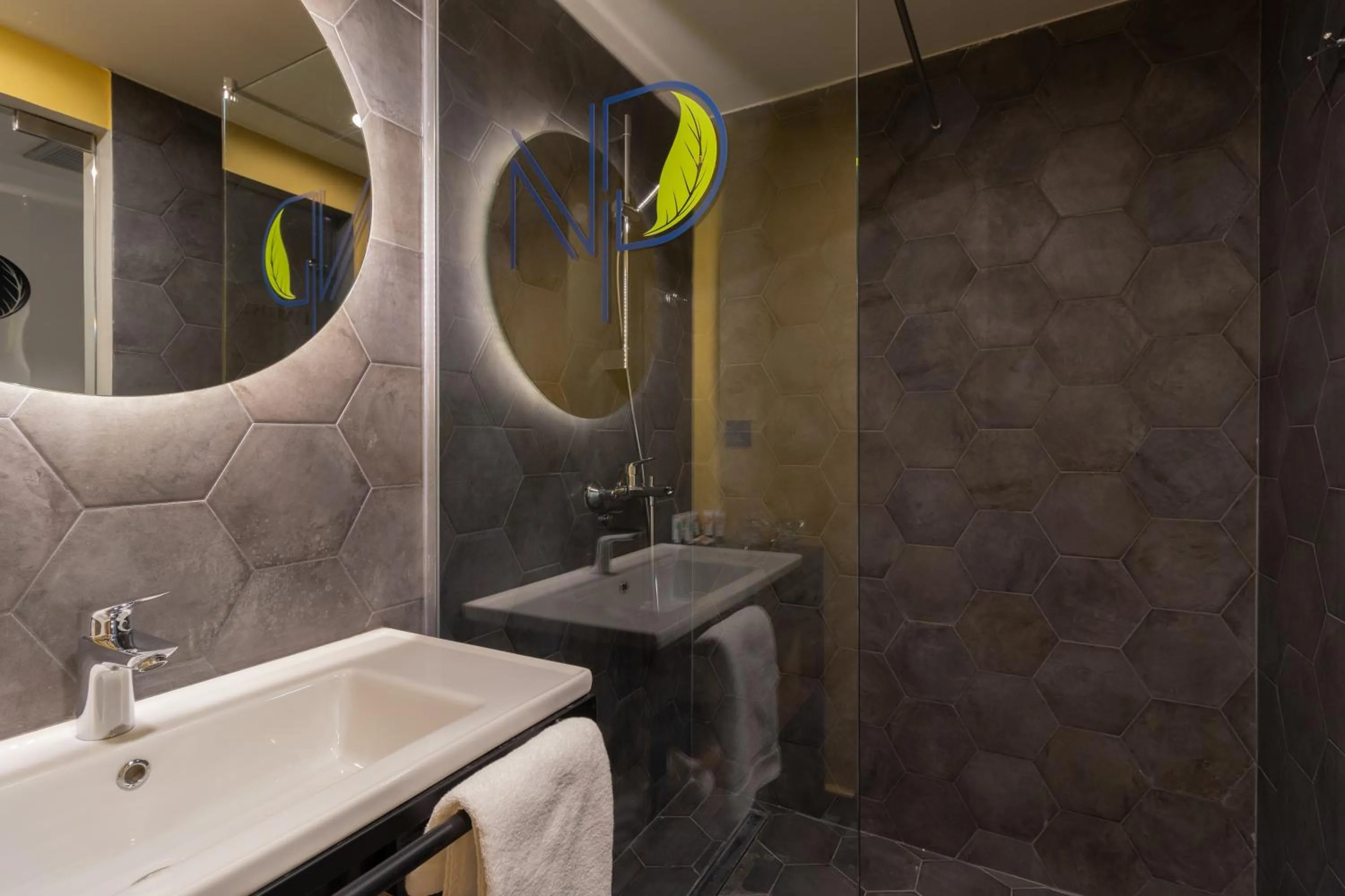 Shower in Next Door Park