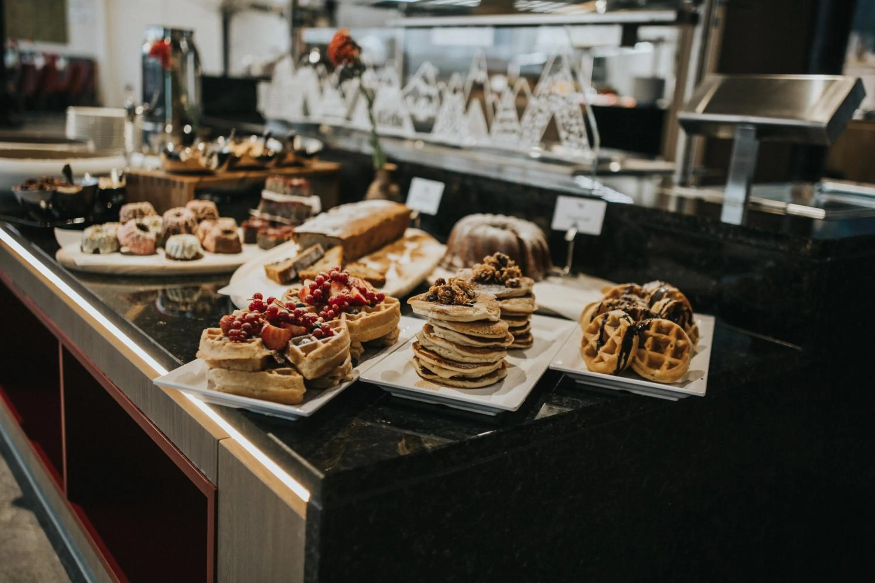 Restaurant/places to eat in Adler Resort