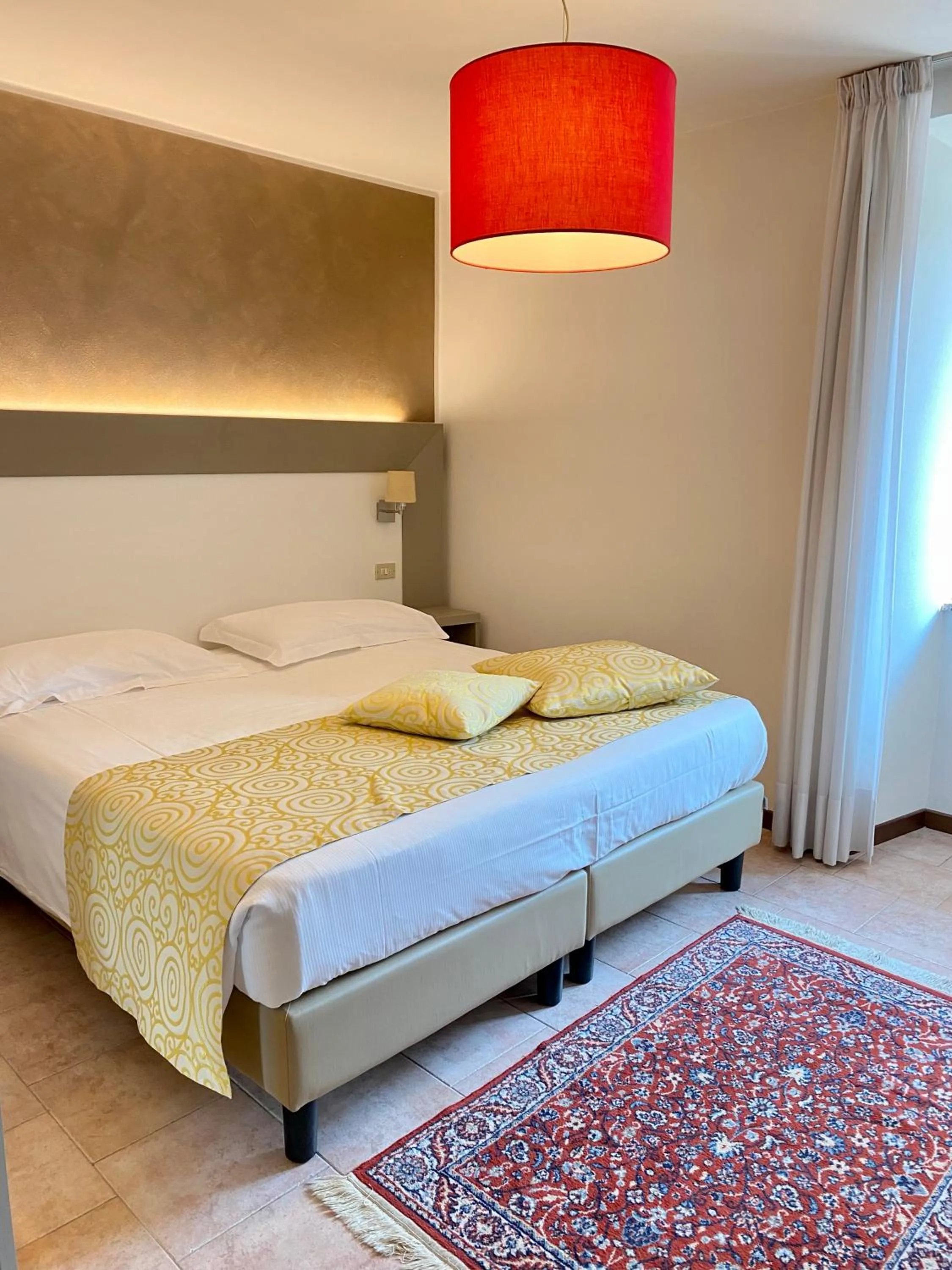 Bedroom, Bed in Hotel Centrale