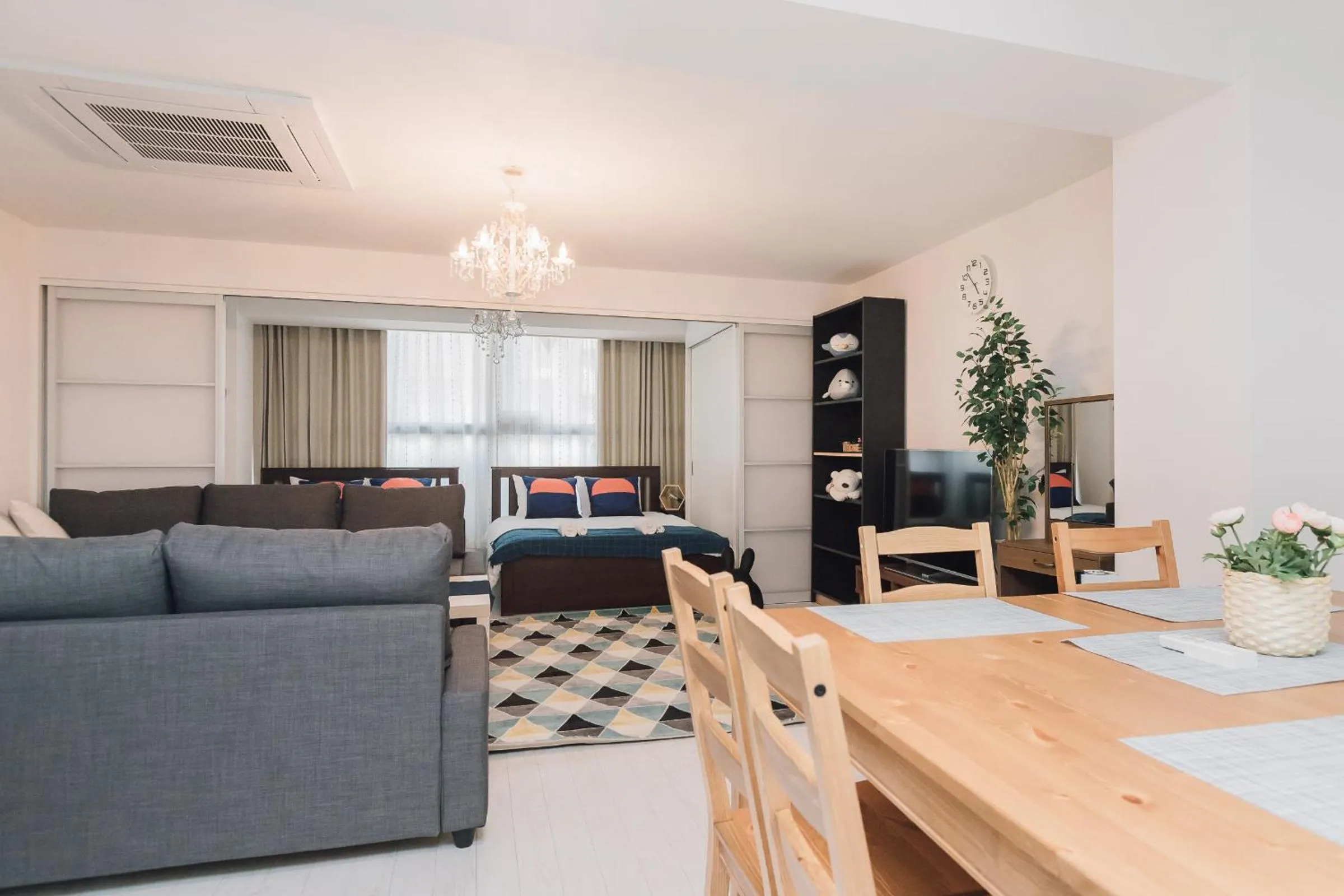 Photo of the whole room in Higobashi AFP Apartment