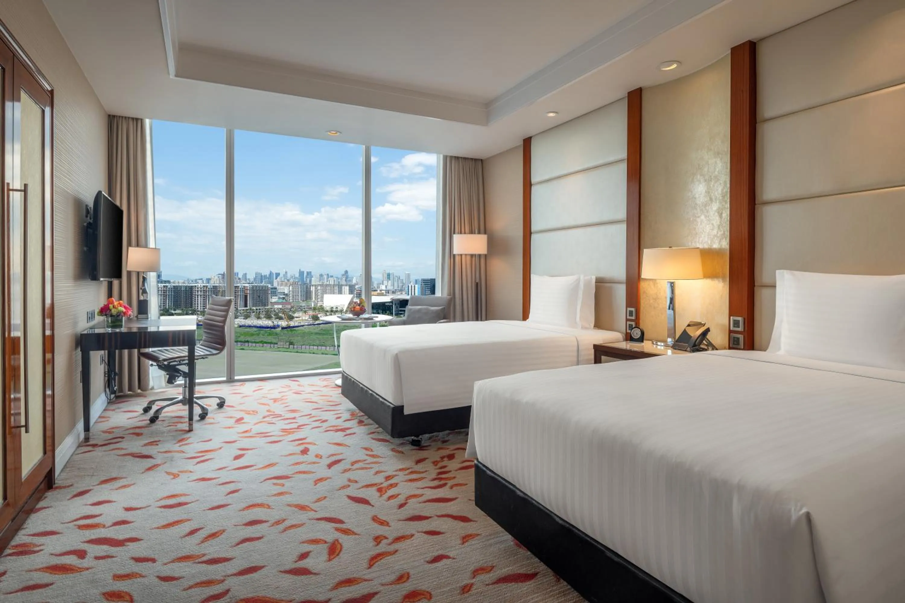 View (from property/room), Bed in Solaire Resort Entertainment City