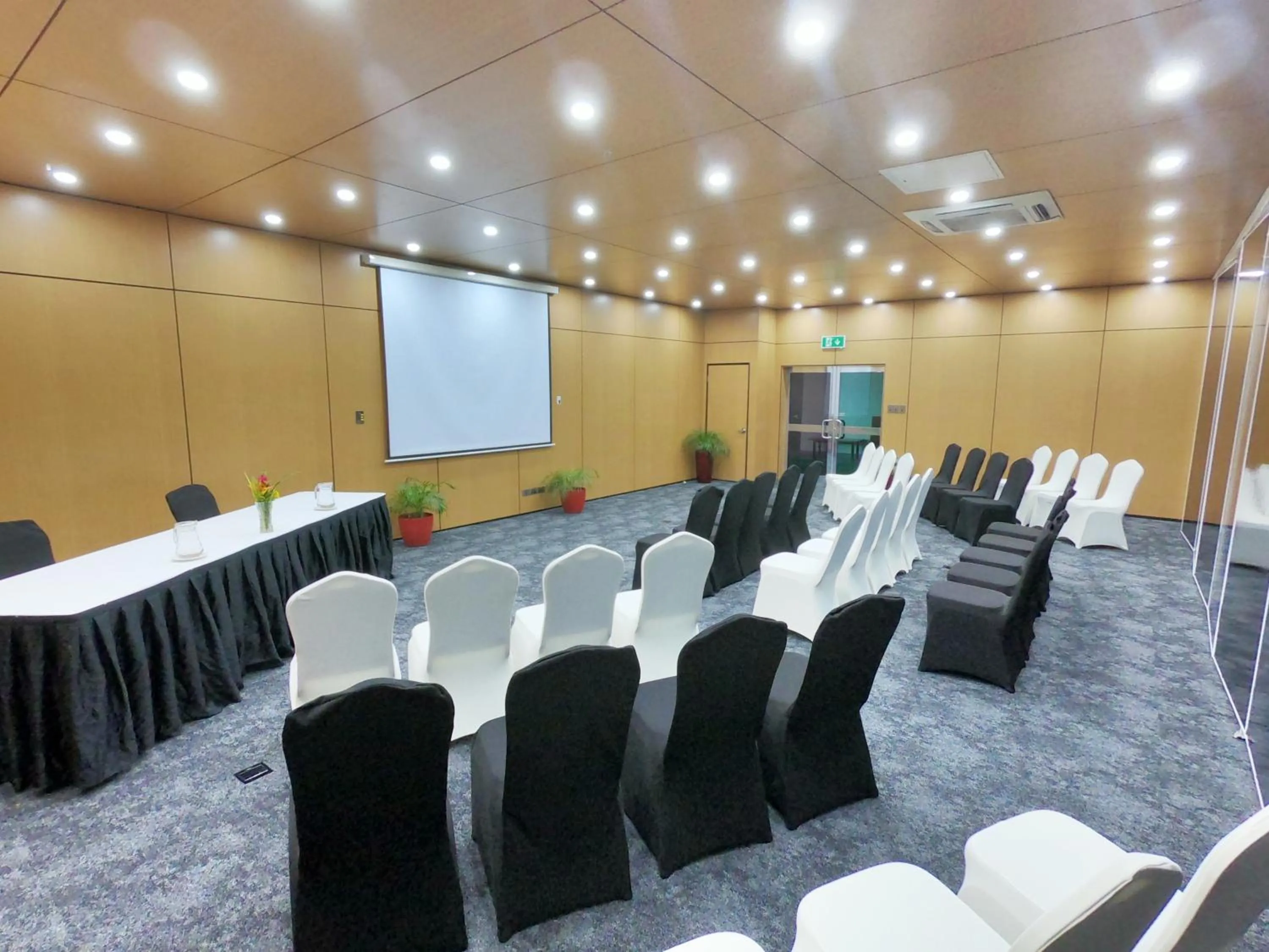 Gazelle International Hotel