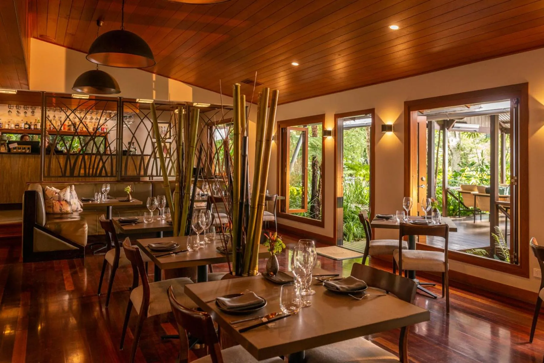 Restaurant/places to eat in Spicers Tamarind Retreat