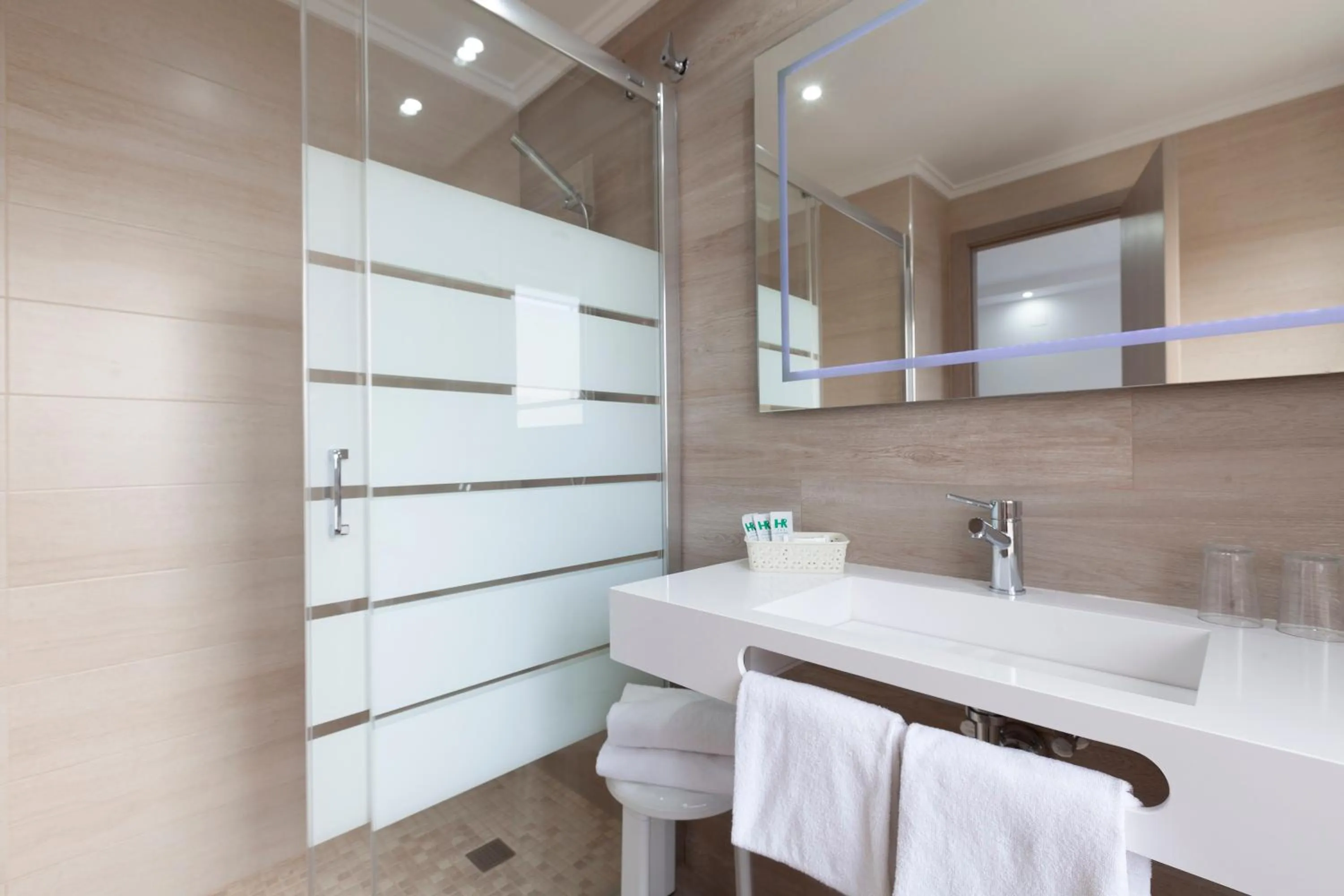 Bathroom in Hotel Olympia Ronda II