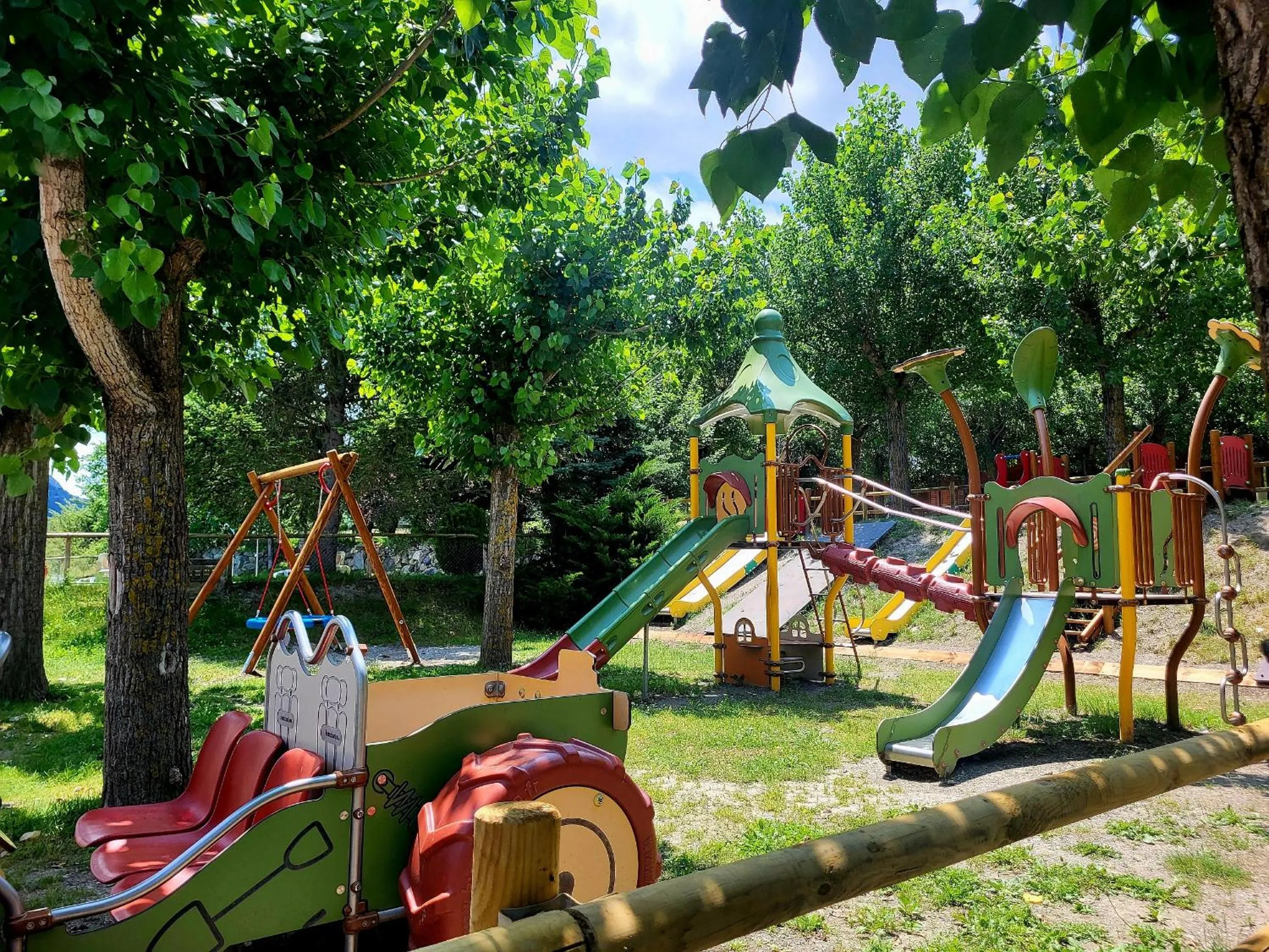 Children play ground in Aiguestortes Camping Resort