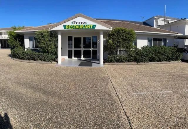 Restaurant/places to eat in Rocky Gardens Motor Inn Rockhampton