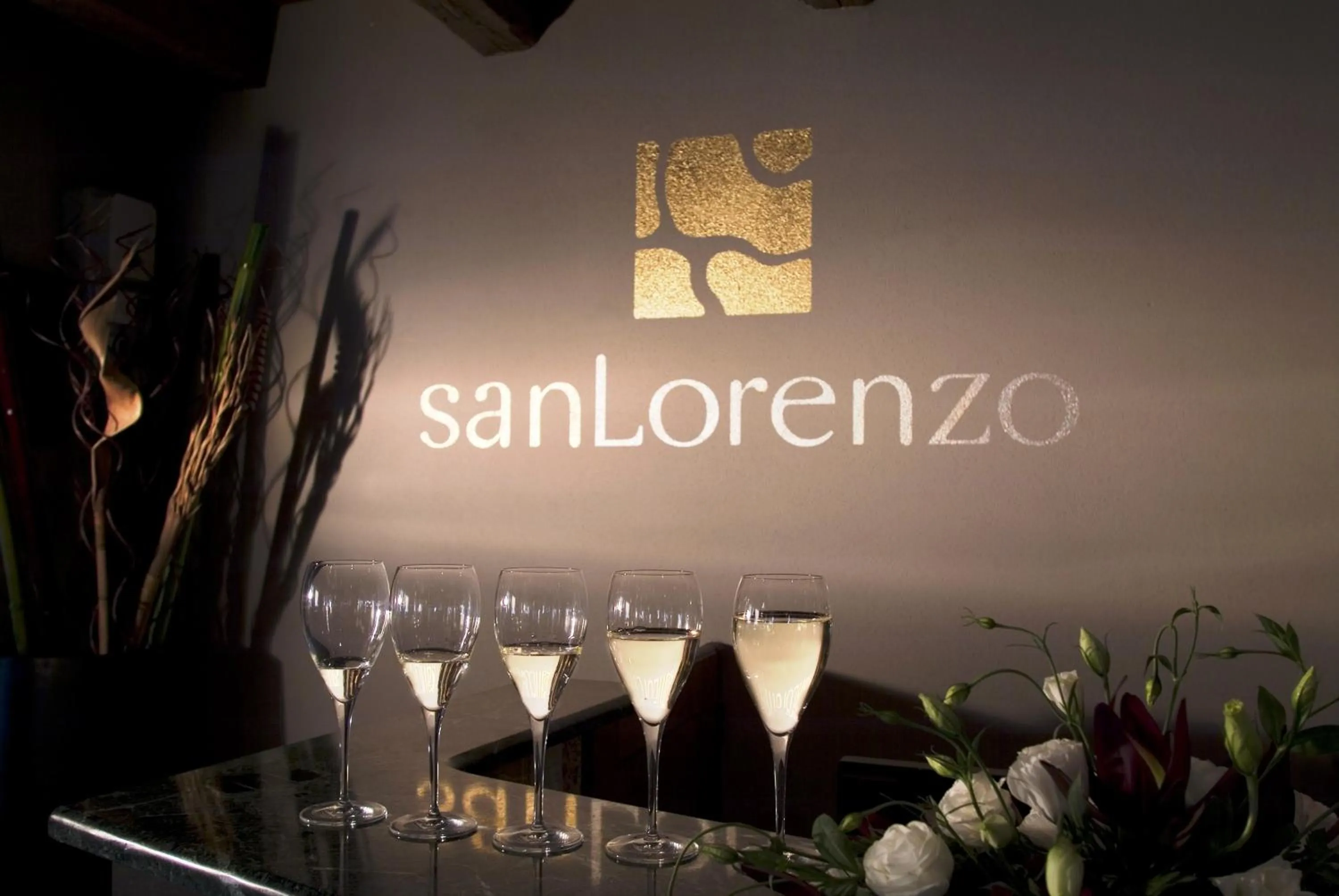 Lounge or bar in Hotel San Lorenzo Chiavenna