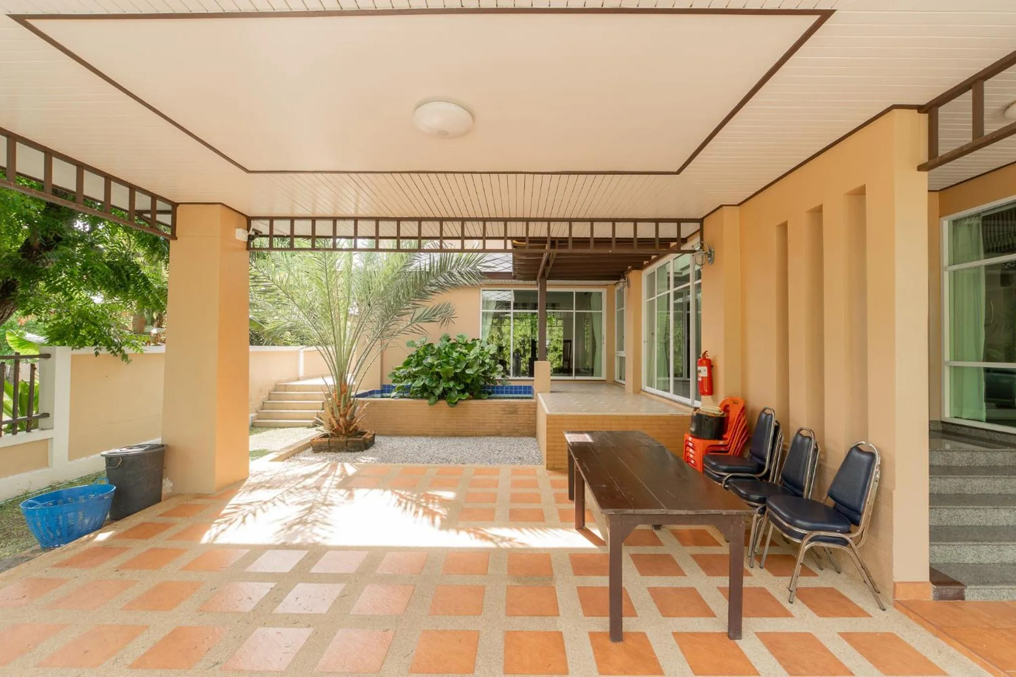 Area and facilities in Baan Faa Talaychan Resort