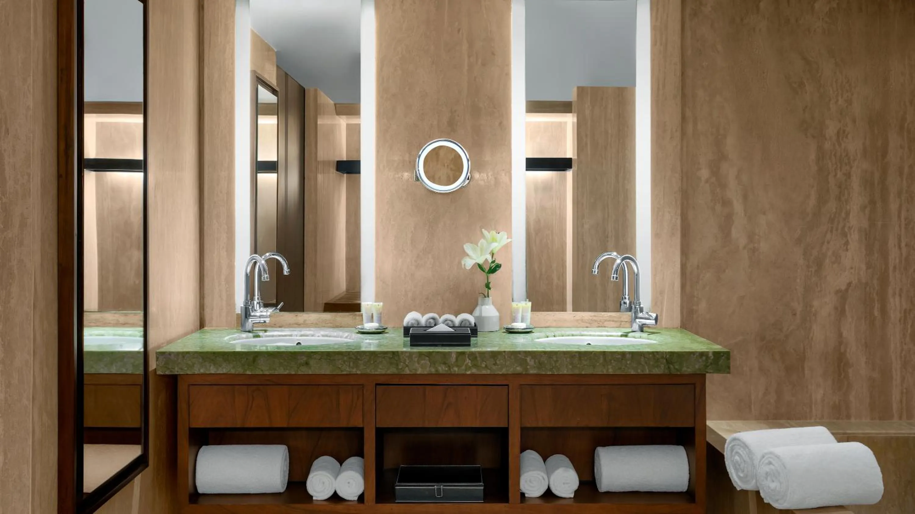 Bathroom in Park Hyatt Chennai