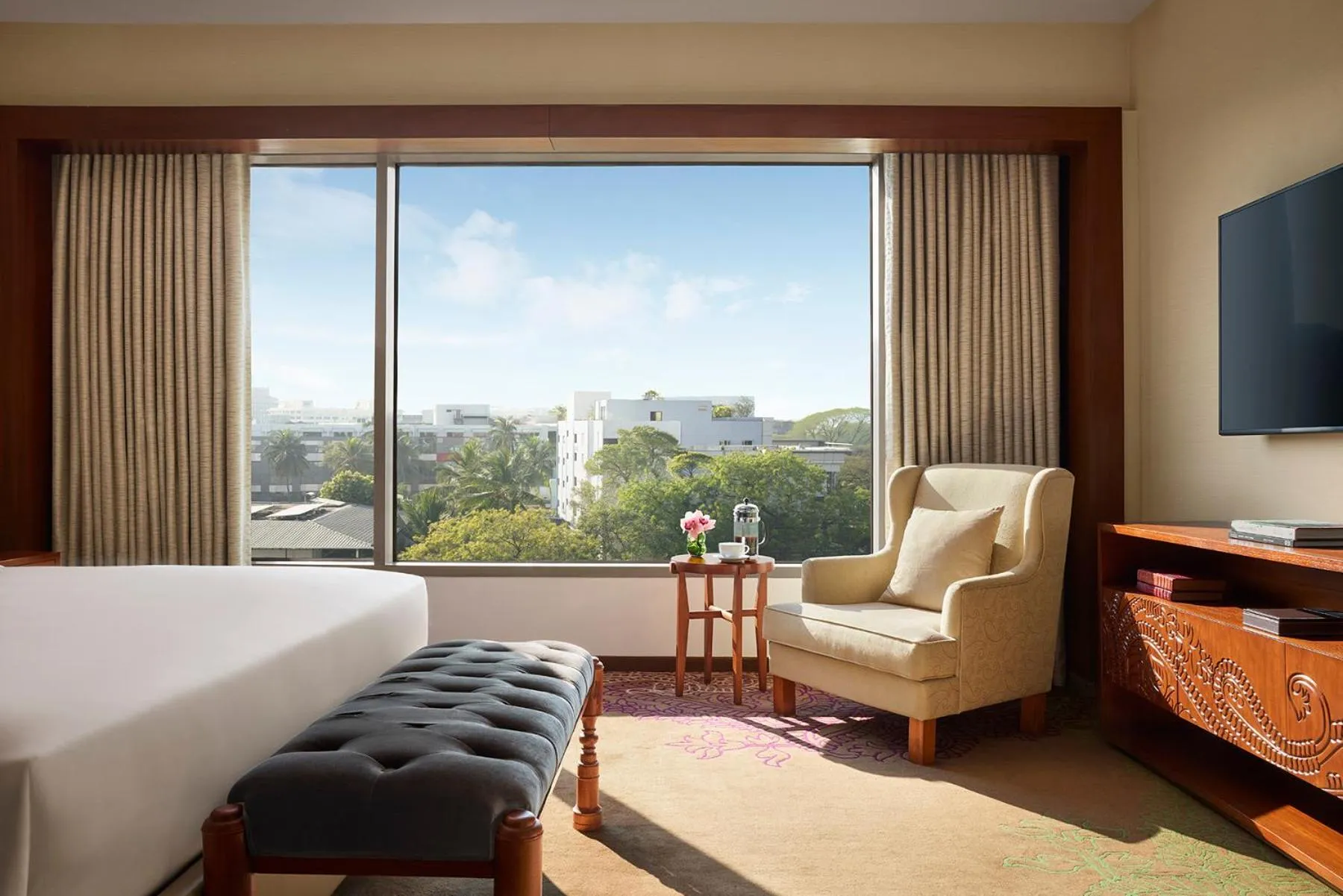 Bed in Park Hyatt Chennai