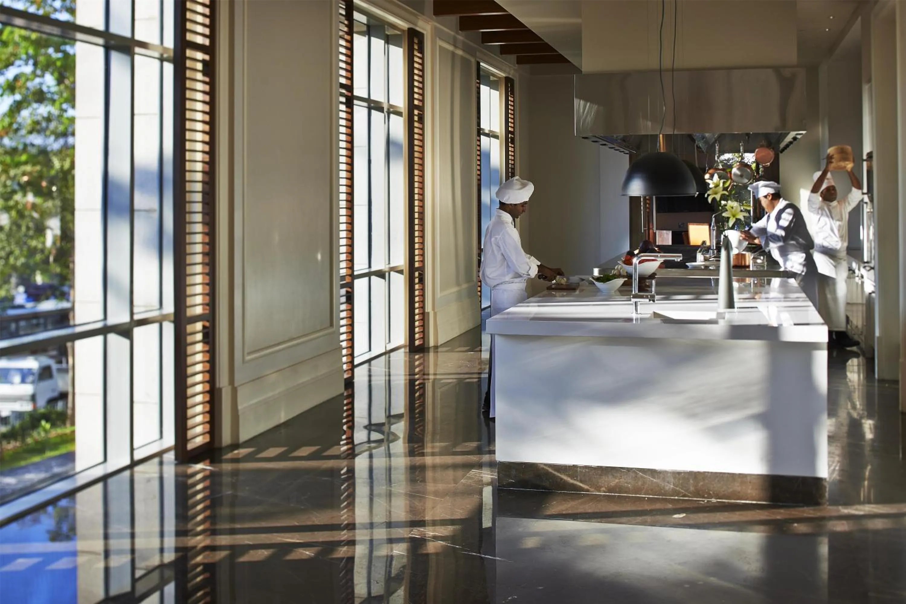 Restaurant/places to eat in Park Hyatt Chennai