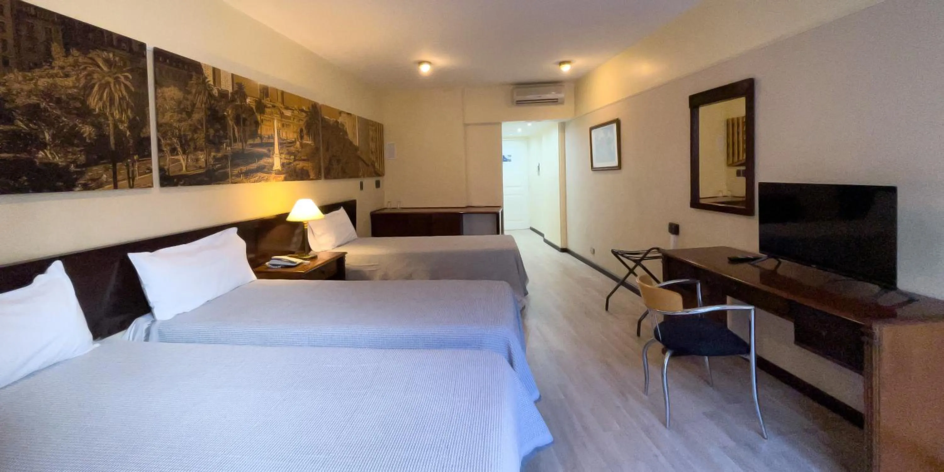 Bed in Hotel HR Plaza Luxor