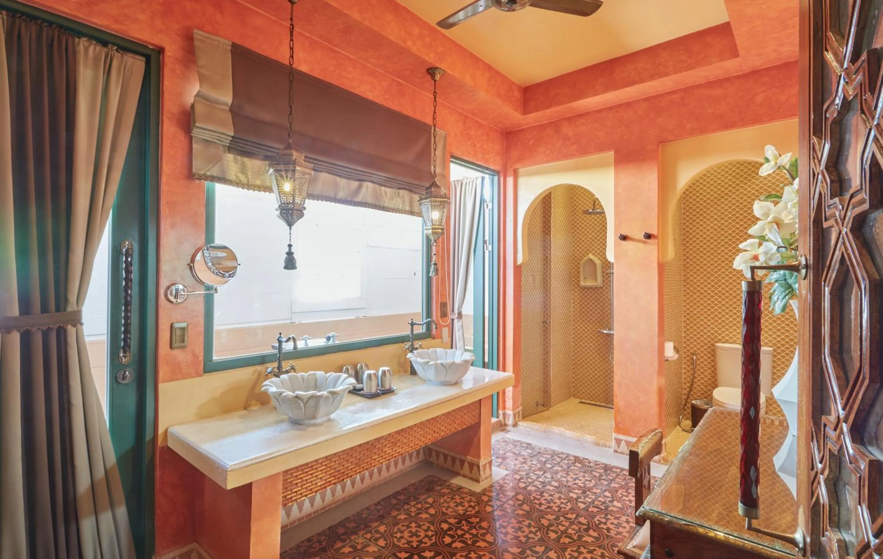 Shower in Kenting Amanda Hotel