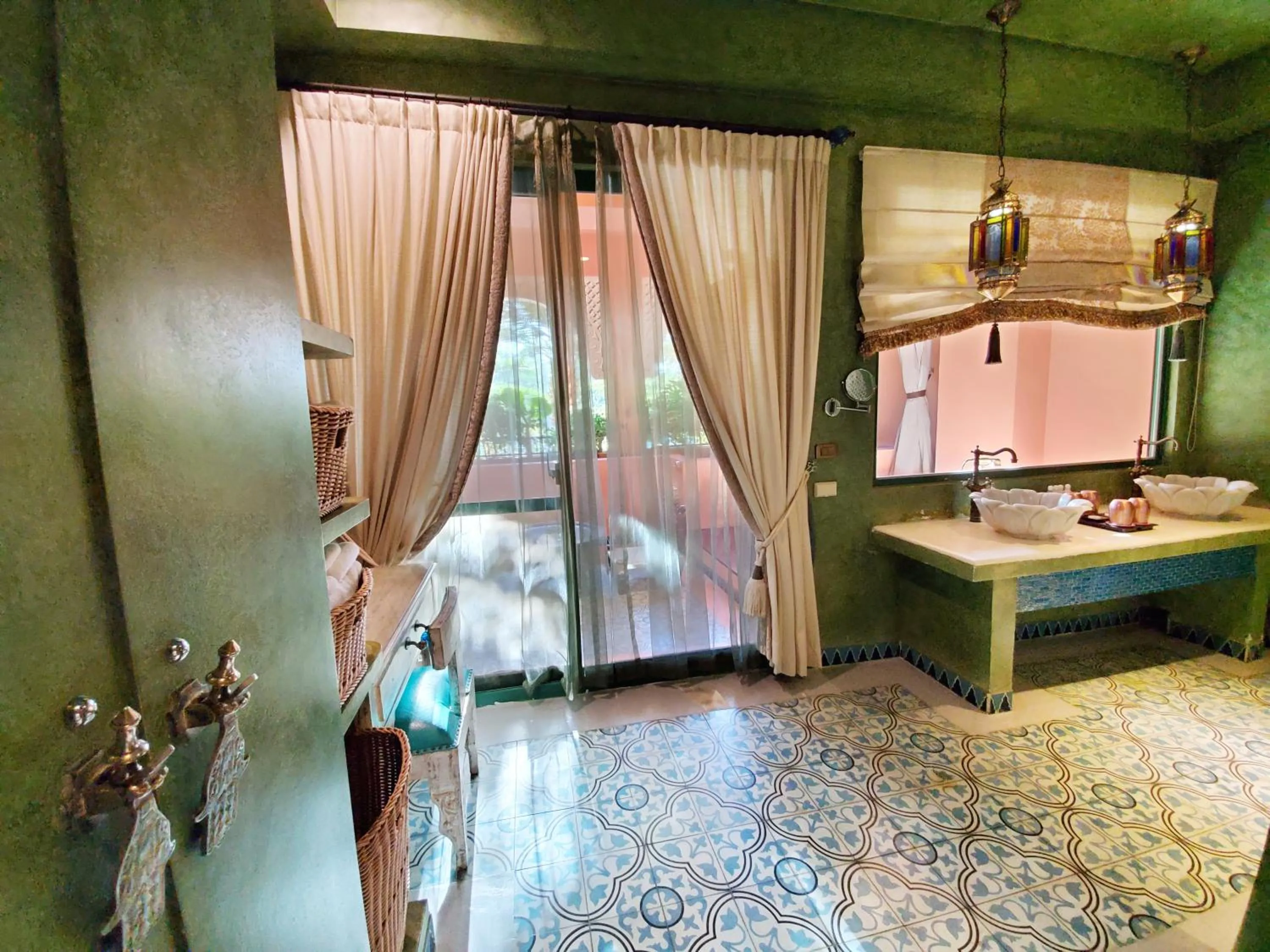 Bathroom in Kenting Amanda Hotel