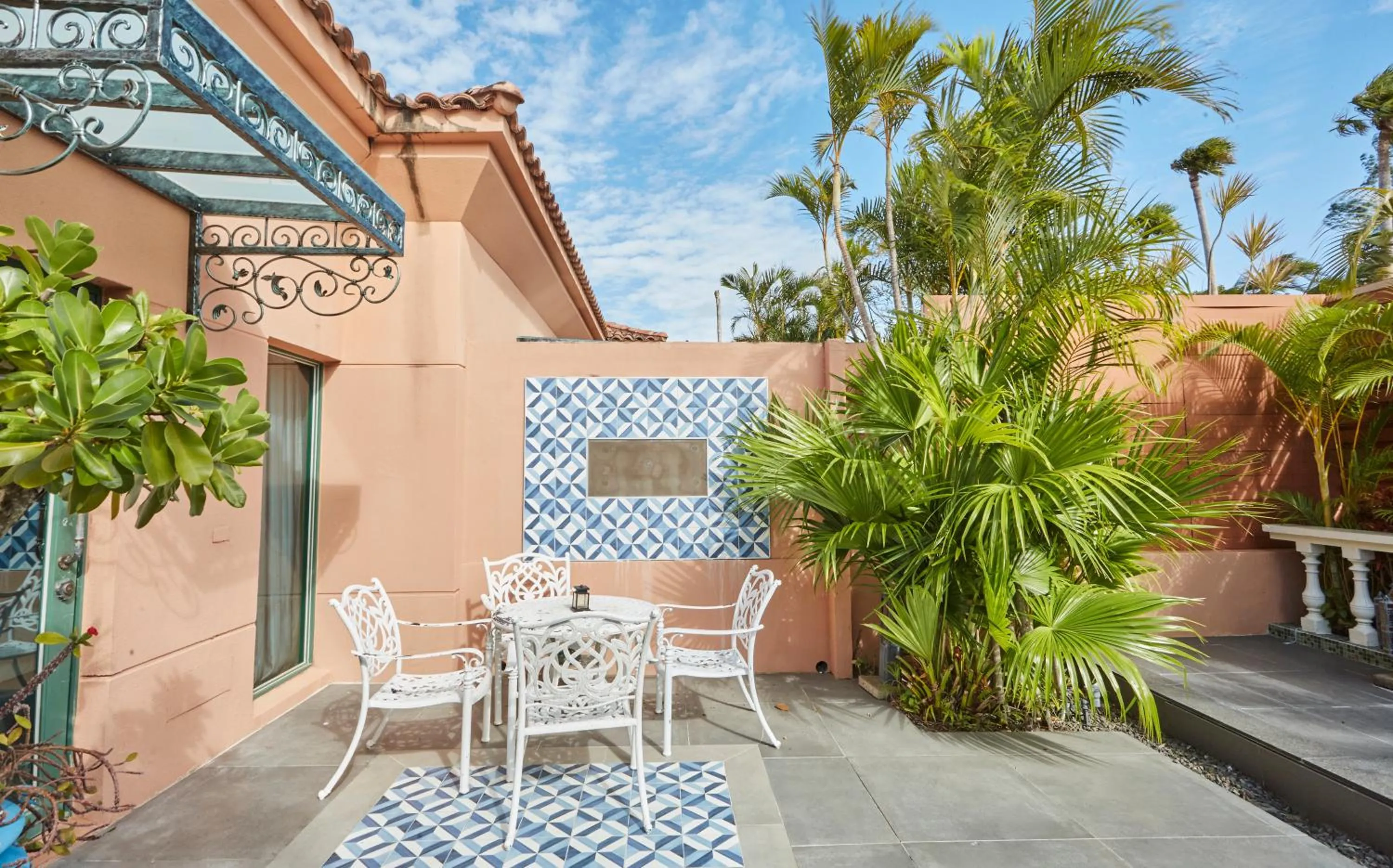 Day in Kenting Amanda Hotel