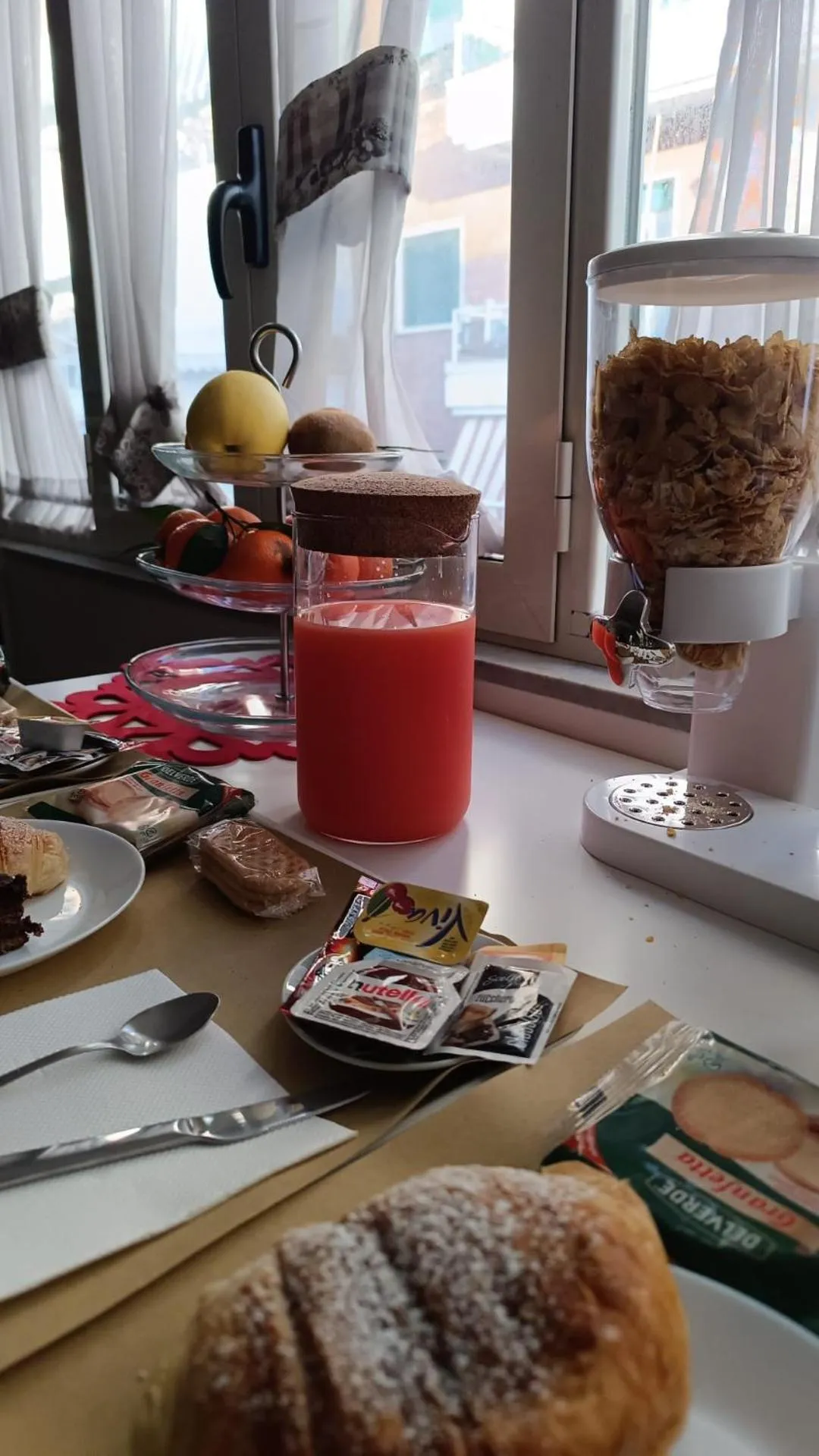 Breakfast in Central Station Garibaldi