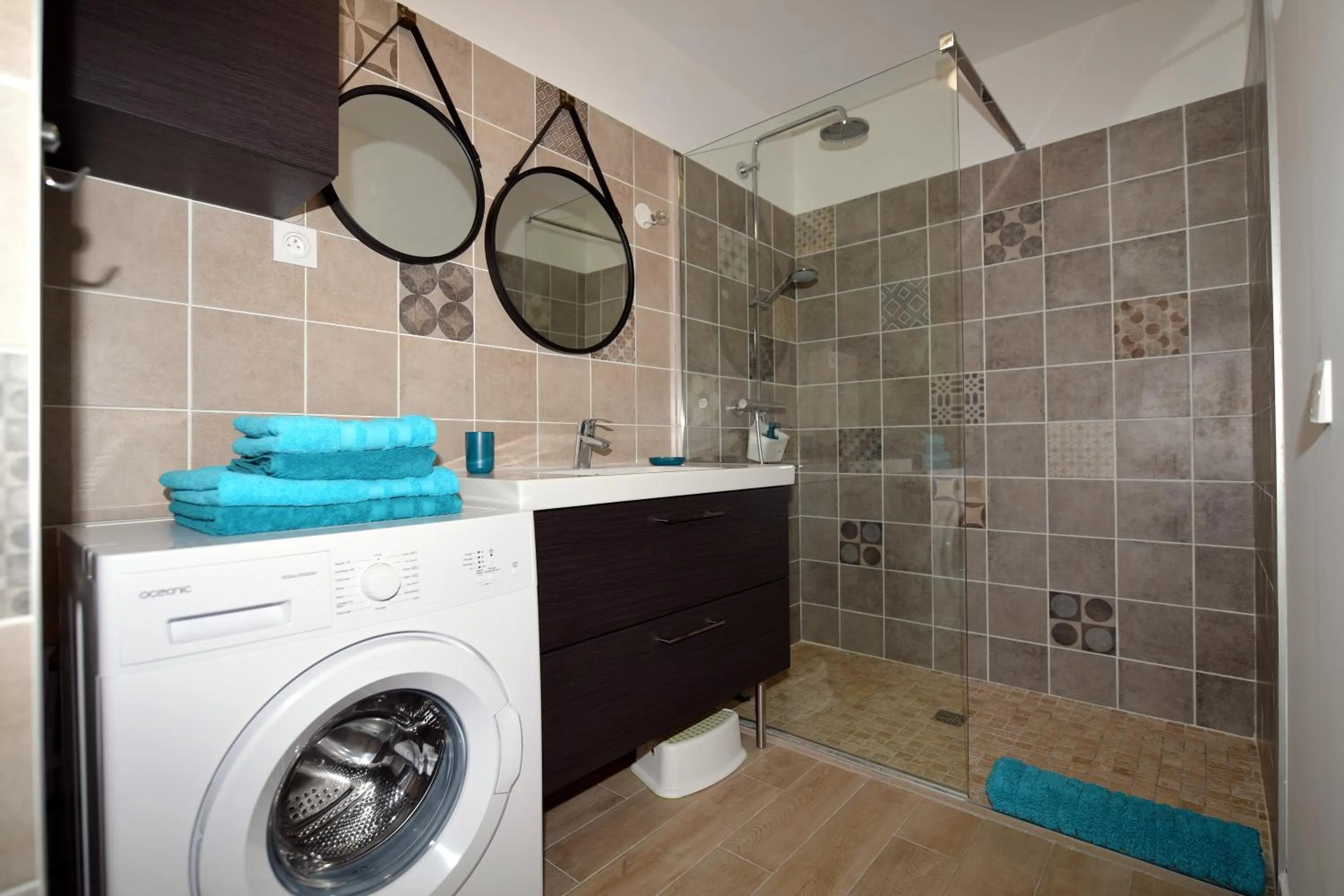 Shower in Sous Les Pins gîtes et chambres d'hôtes