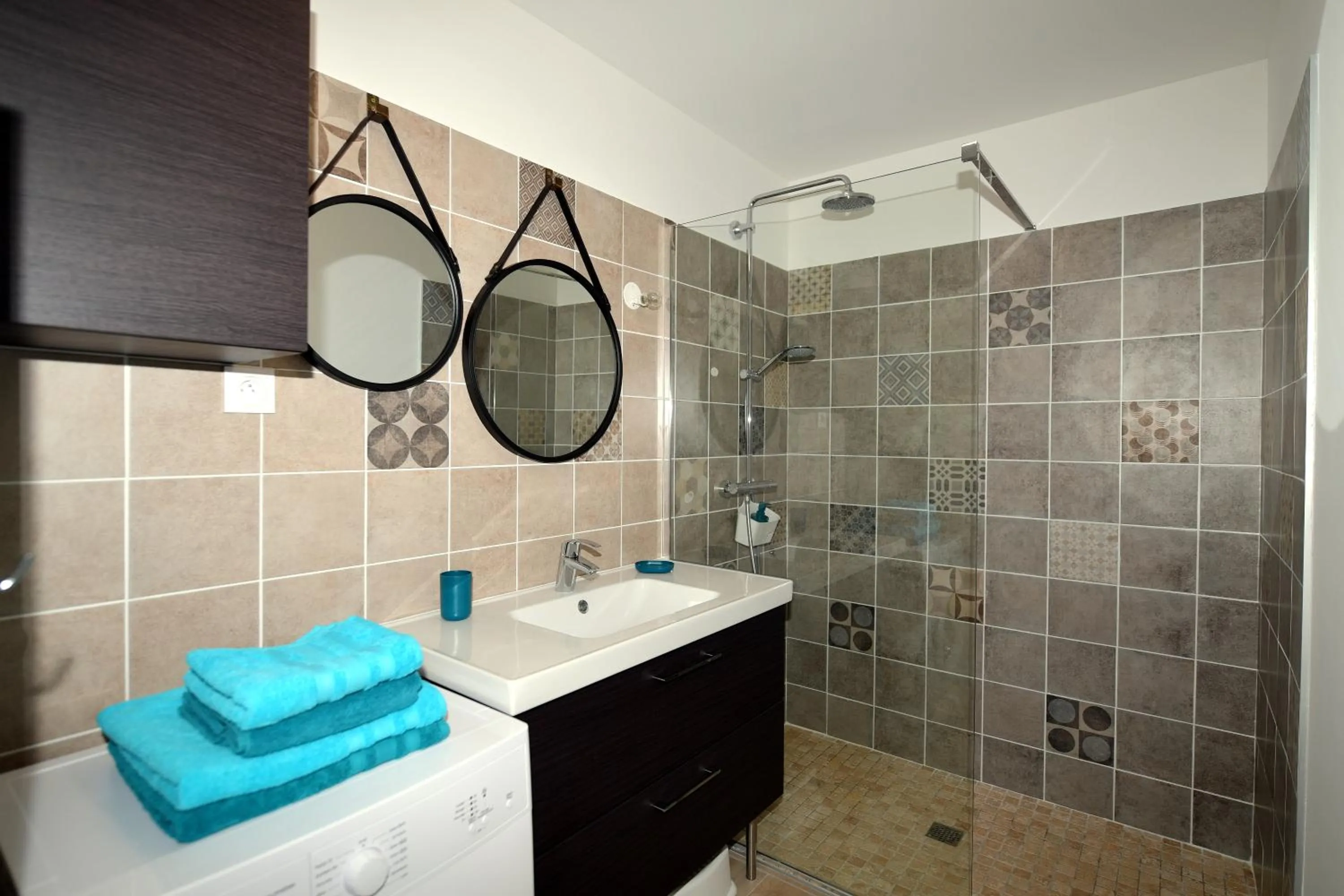 Shower in Sous Les Pins gîtes et chambres d'hôtes