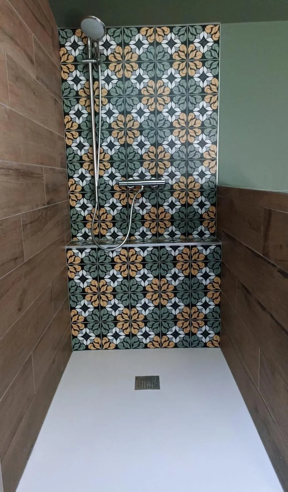 Shower in Sous Les Pins gîtes et chambres d'hôtes