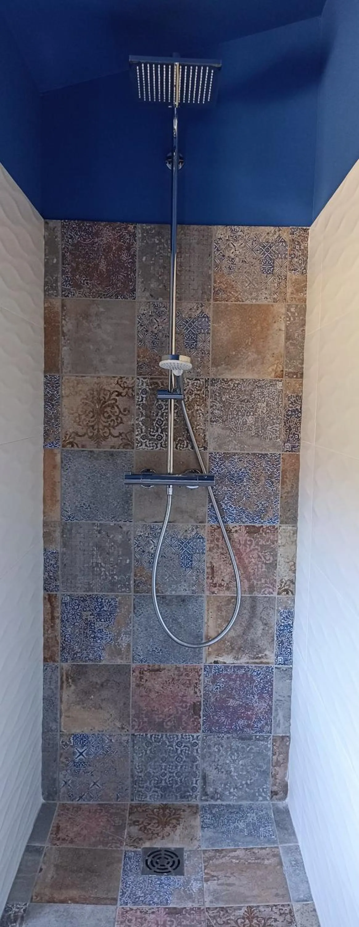 Shower in Sous Les Pins gîtes et chambres d'hôtes