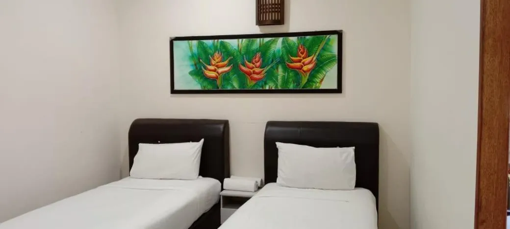 Bedroom, Bed in Padimas Villa @Datai Valley