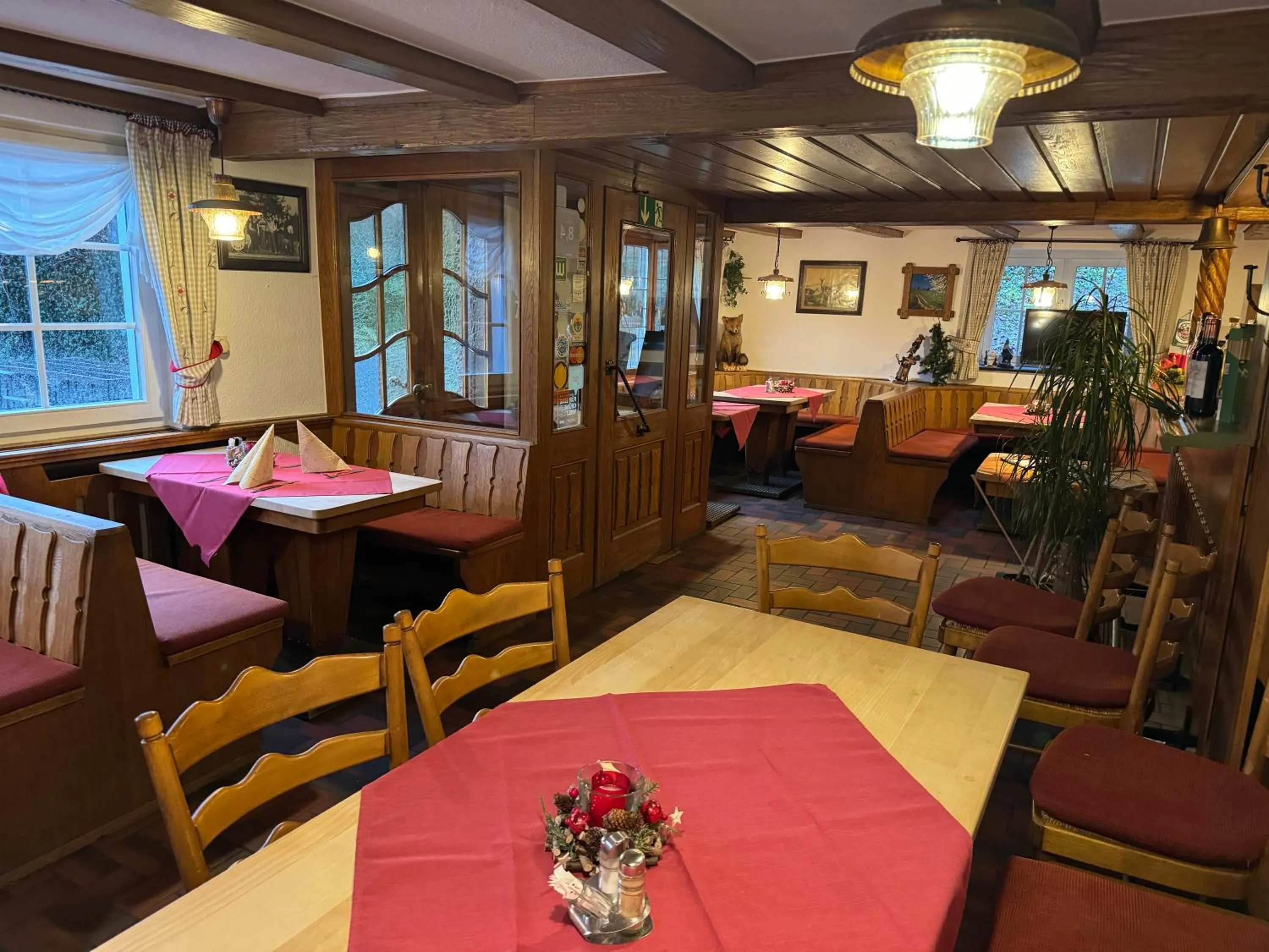 Restaurant/places to eat in Gasthof Braun
