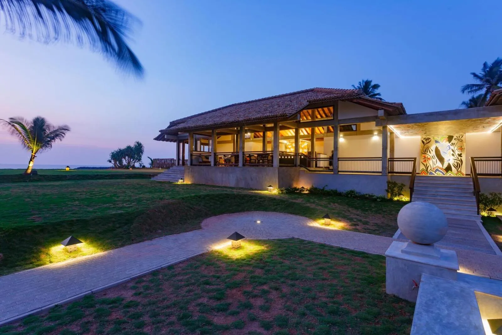 Restaurant/places to eat in Wattura Resort & Spa