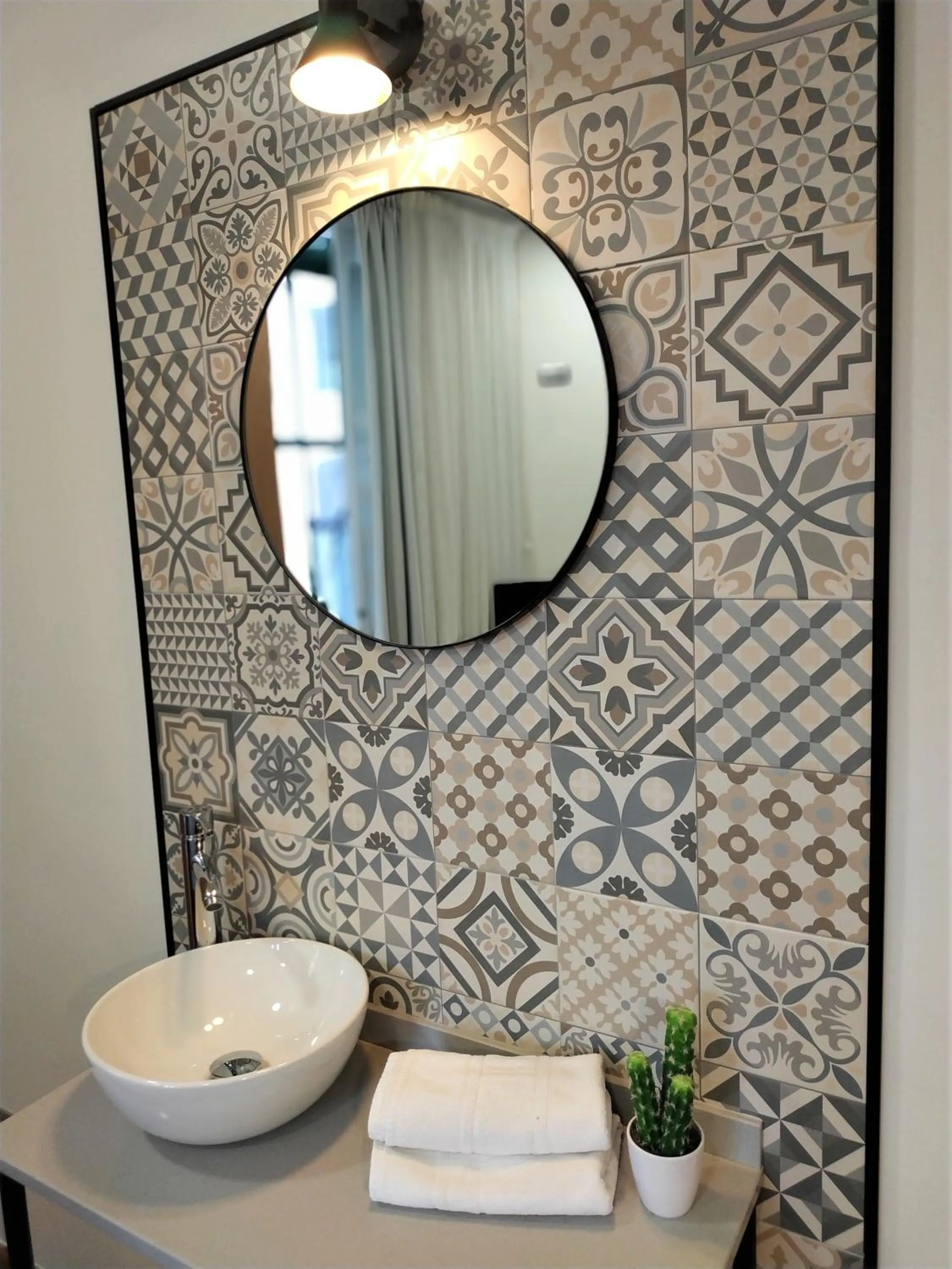 Roquefer Bilbao Central Rooms
