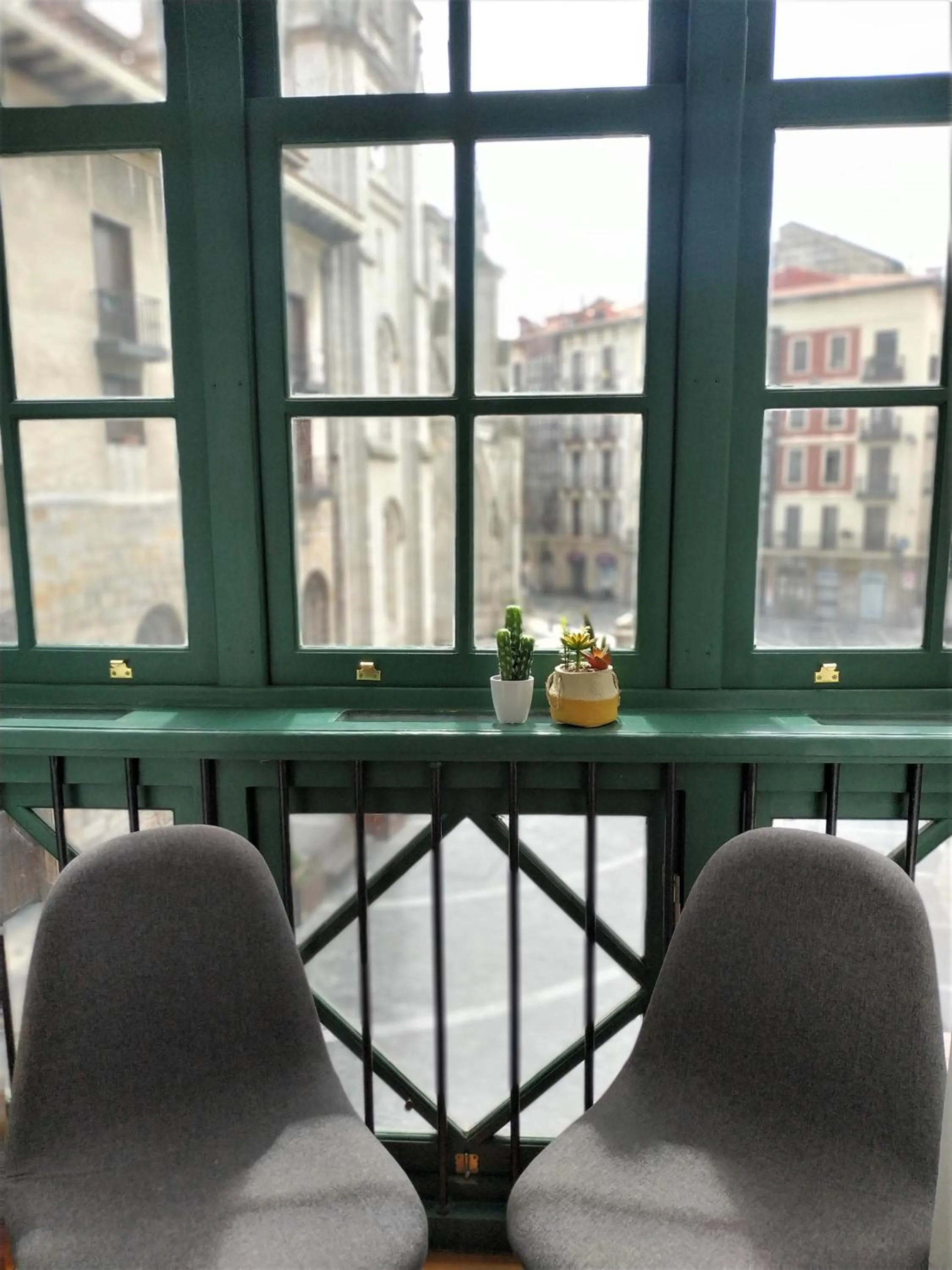 Roquefer Bilbao Central Rooms