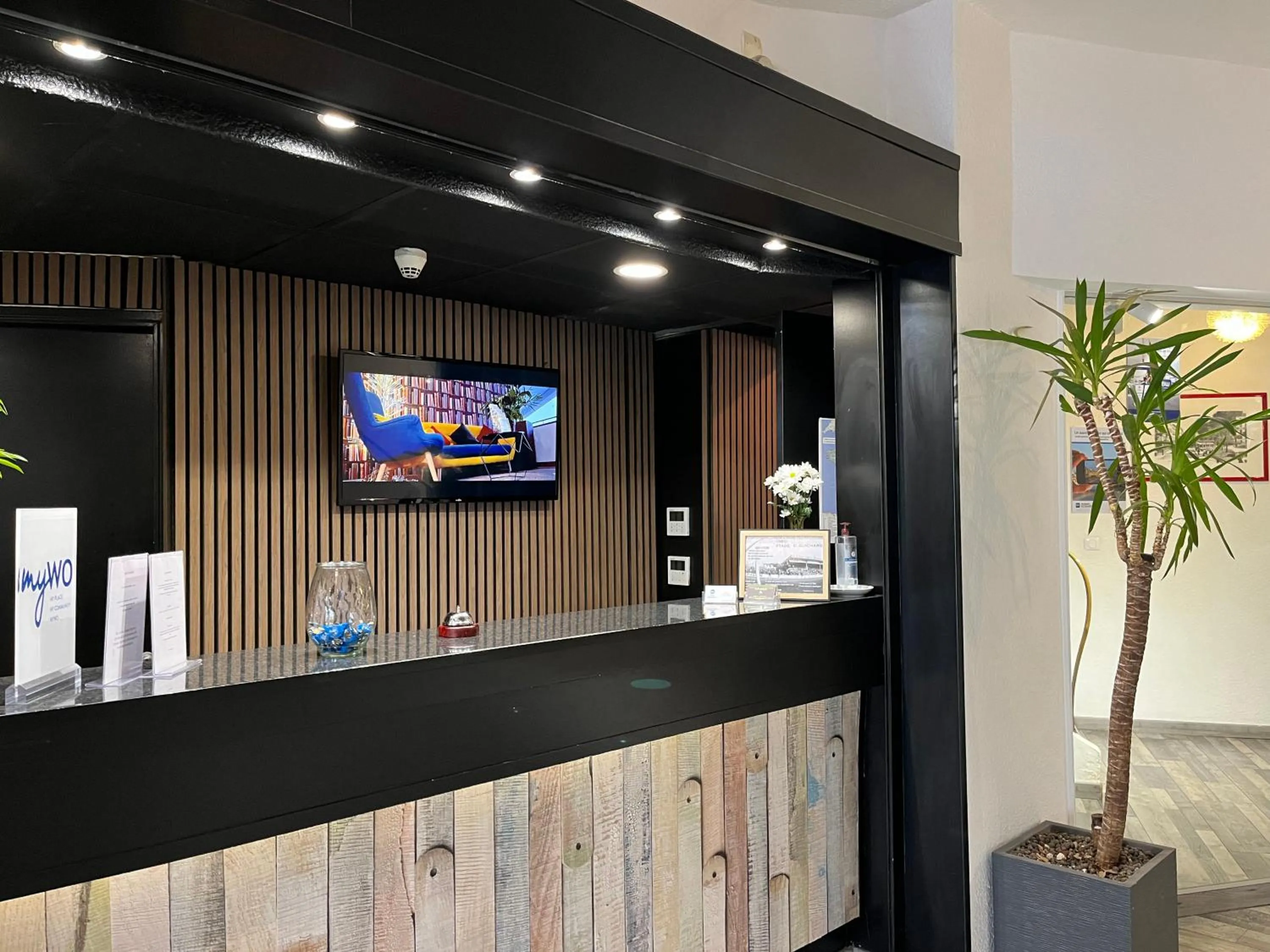 TV and multimedia in Best Western Hotel & Spa Austria-La Terrasse