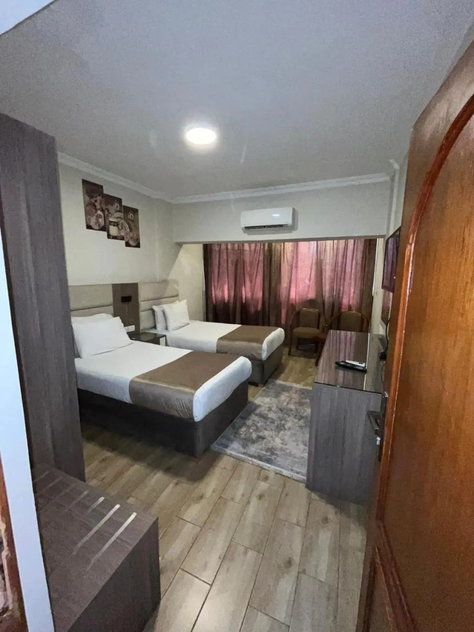 Bed in Jewel Al Nasr Hotel & Apartments