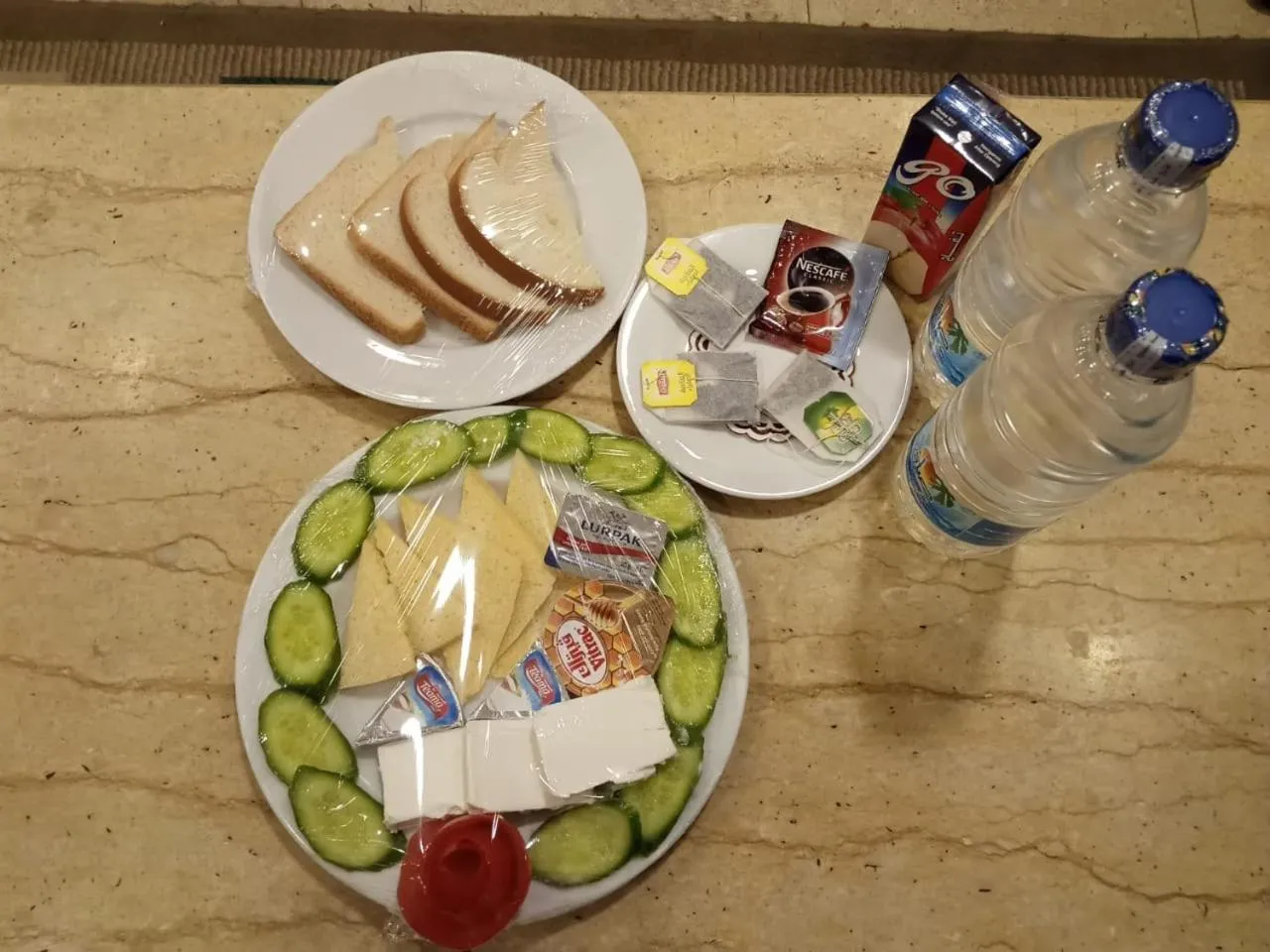 Food in Jewel Al Nasr Hotel & Apartments